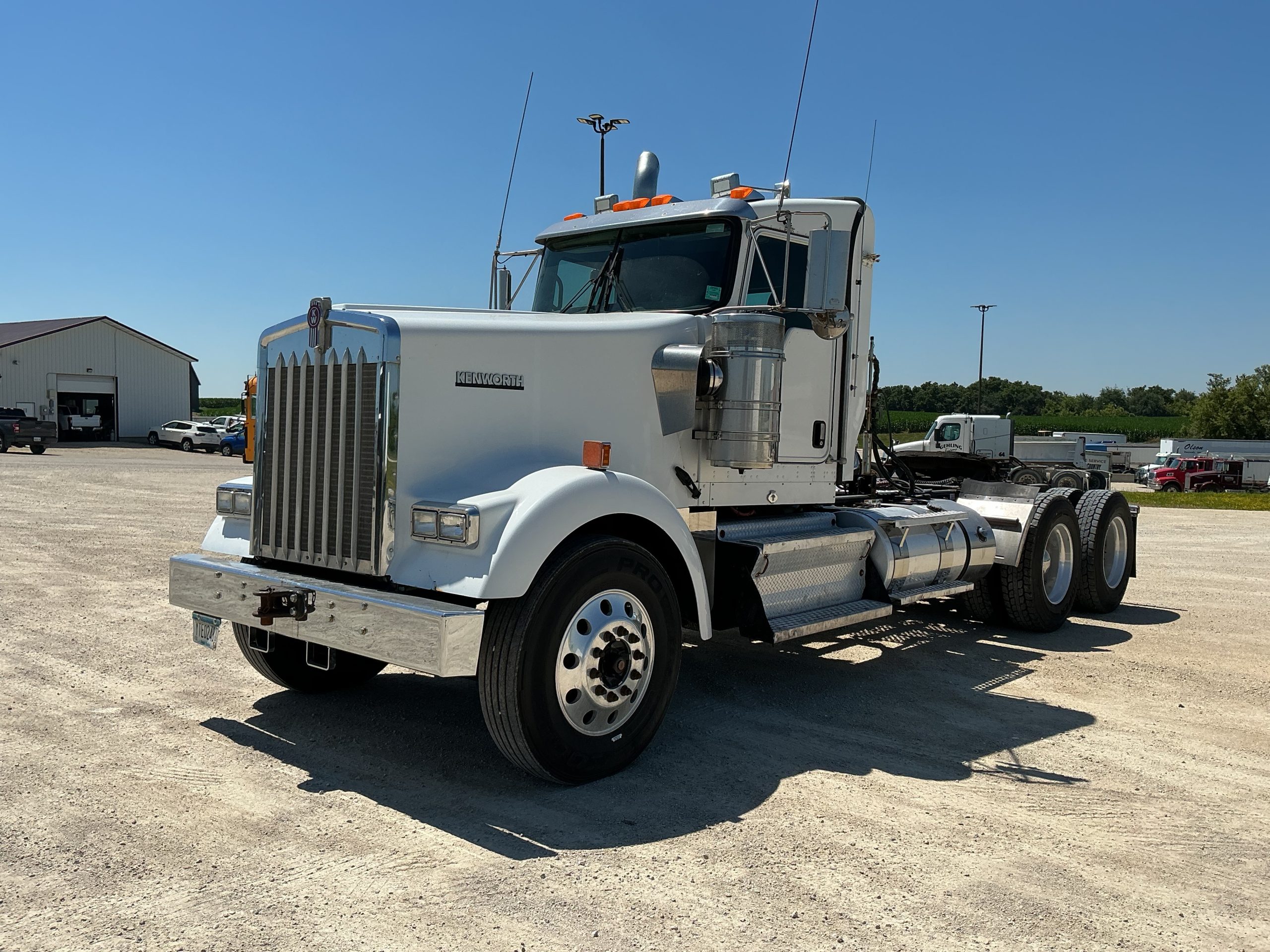 2018 Kenworth W900 2018 Kenworth W900 - image 6 of 6