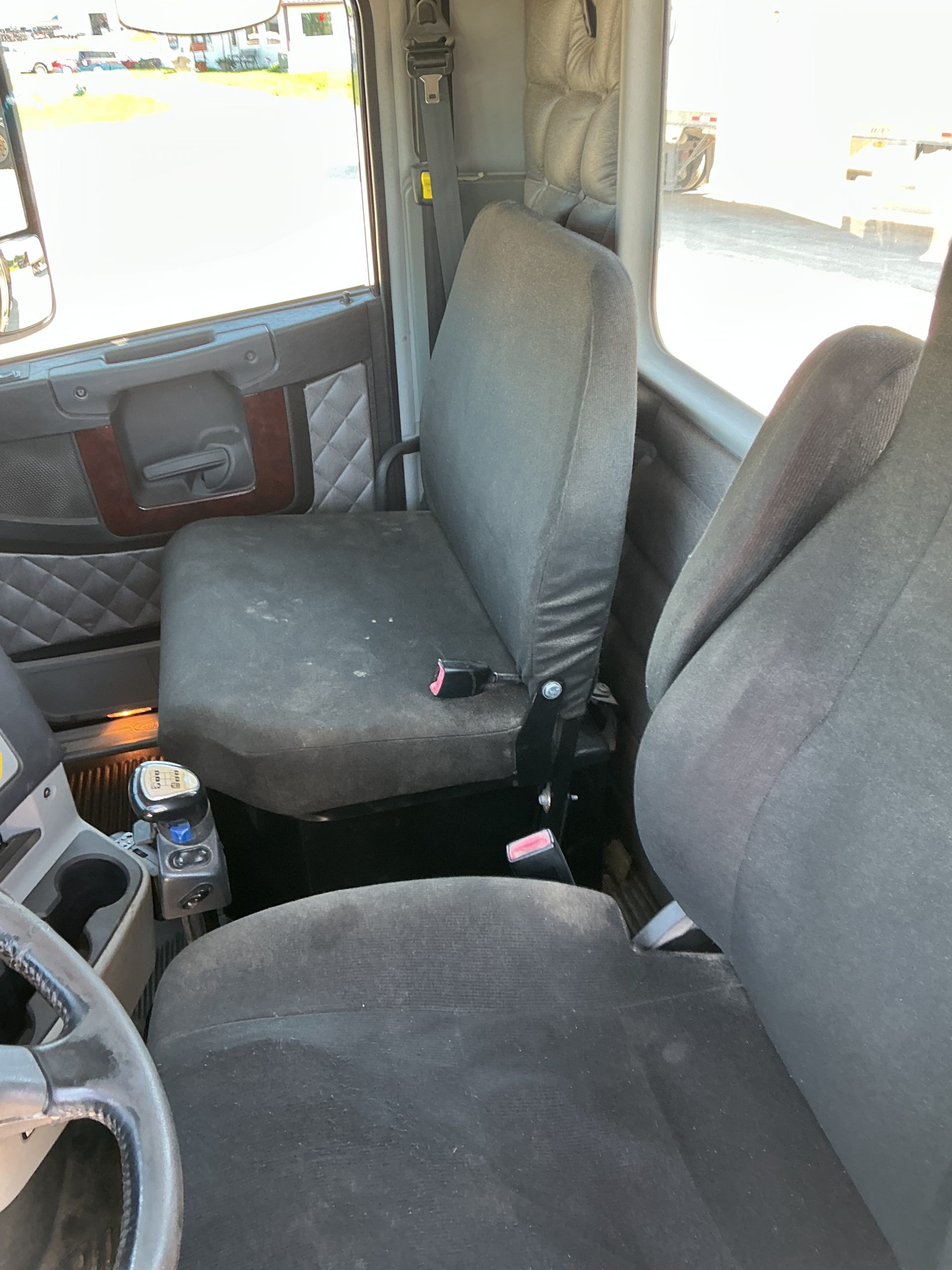 2015 Freightliner 122SD 068Rf00000iY2EF 2015 Freightliner 122SD 068Rf00000iY2EF