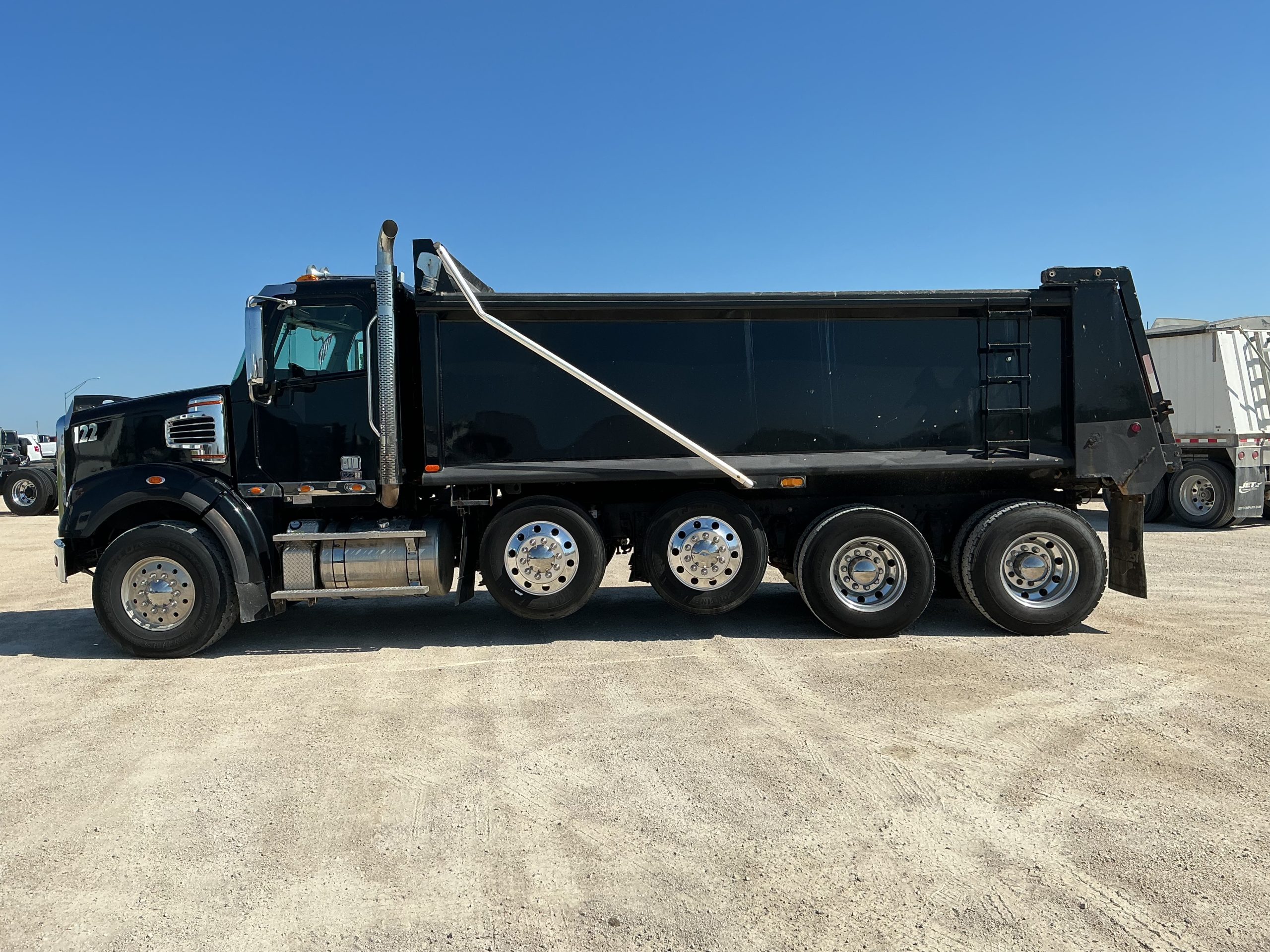 2015 Freightliner 122SD 068Rf00000iYWvO 2015 Freightliner 122SD 068Rf00000iYWvO