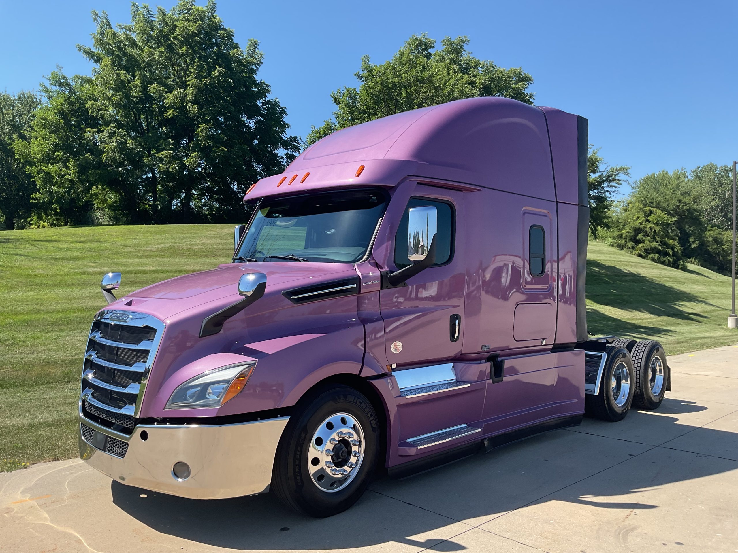 2024 Freightliner PT126SLP 2024 Freightliner PT126SLP - image 1 of 6