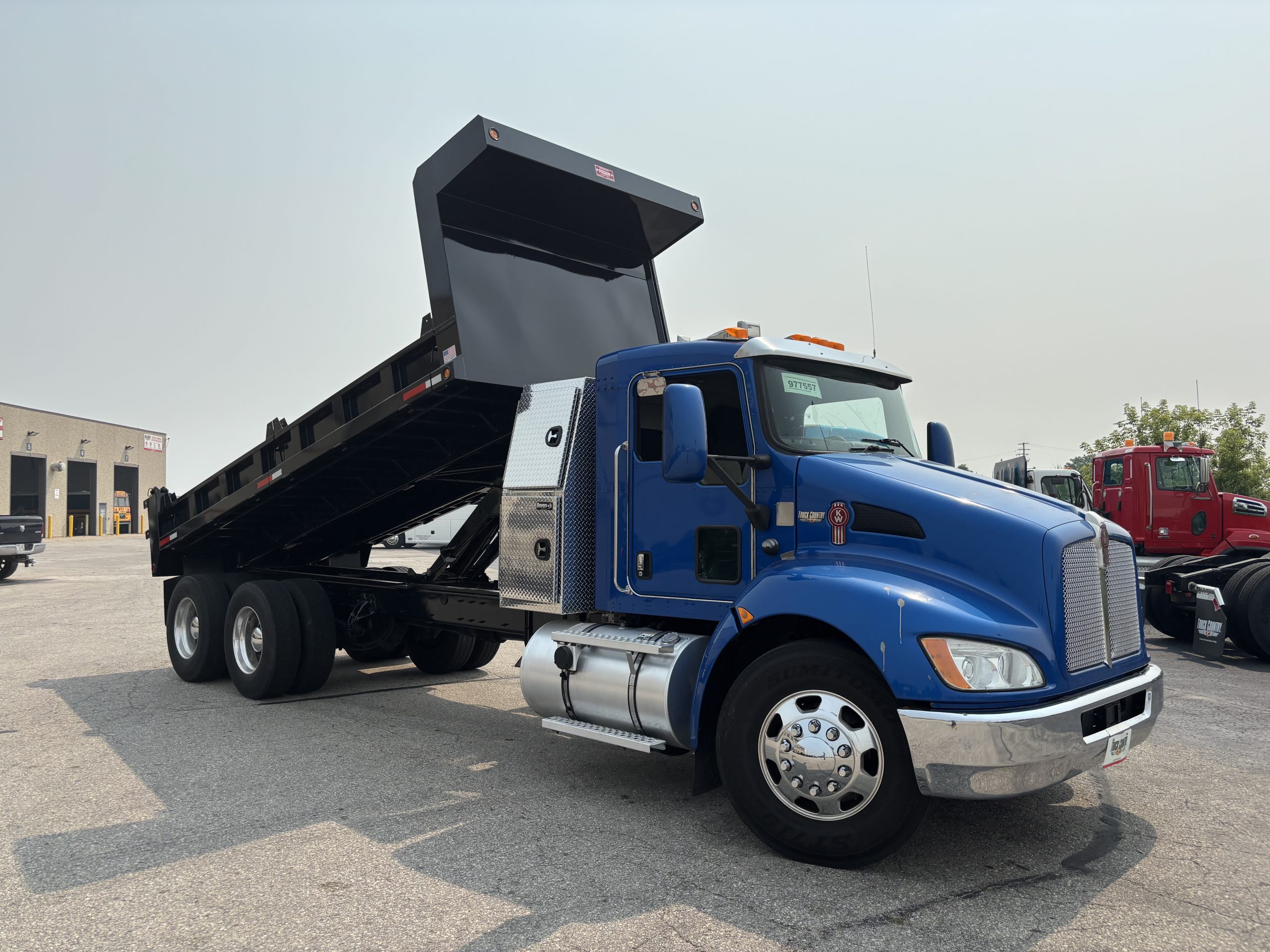 2019 Kenworth T370 2019 Kenworth T370 - image 3 of 6