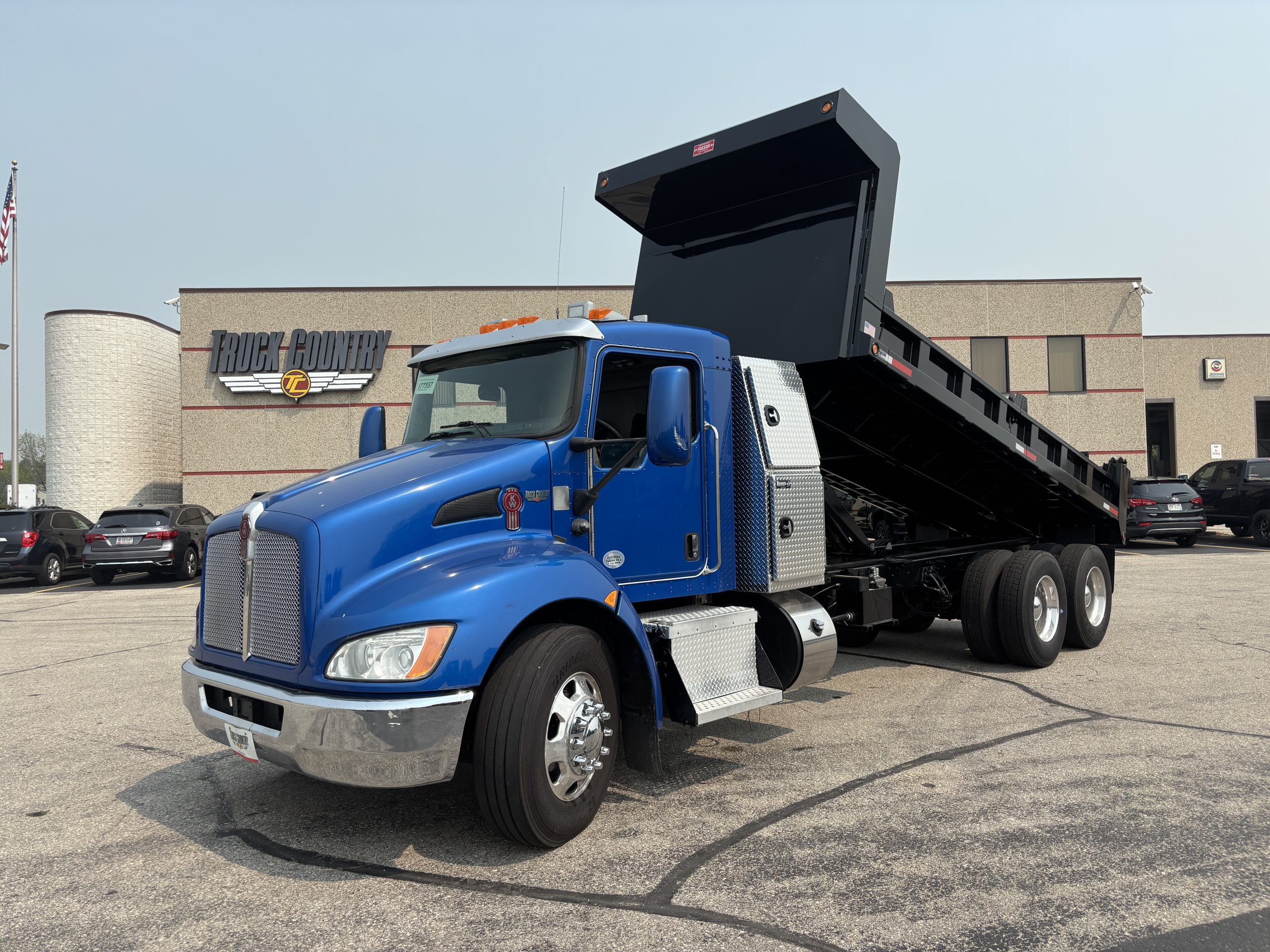 2019 Kenworth T370 2019 Kenworth T370 - image 1 of 6