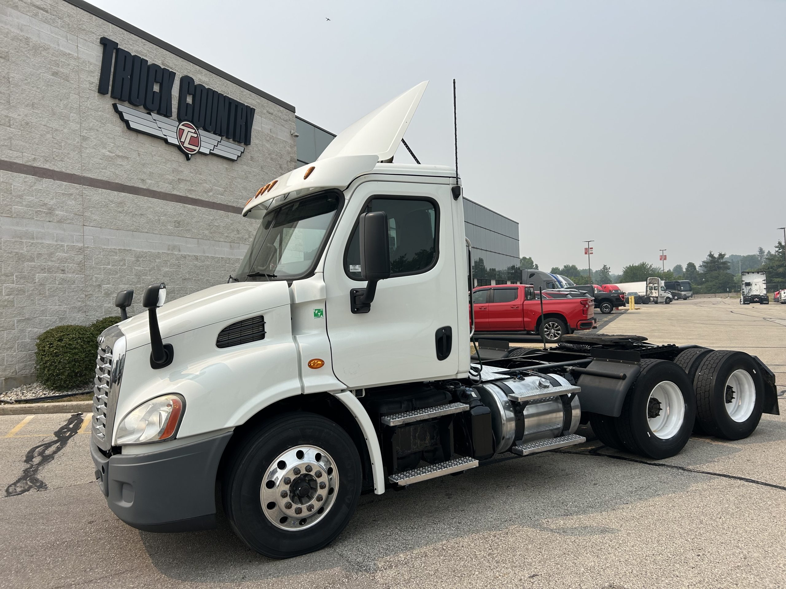 2018 Freightliner CA113 068Rf00000il6zu 2018 Freightliner CA113 068Rf00000il6zu