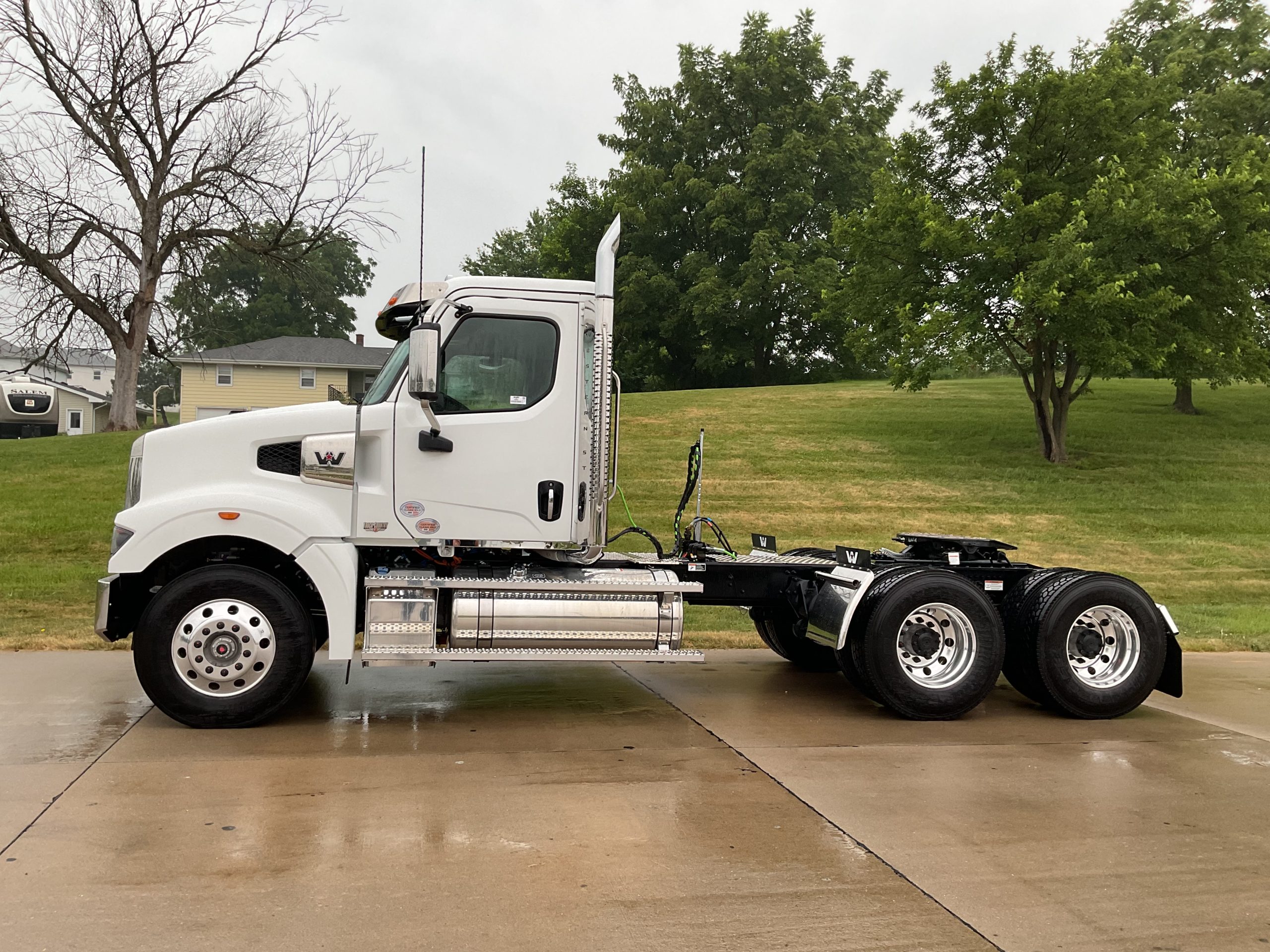 2027 Western Star 068Rf00000itDpl 2027 Western Star 068Rf00000itDpl