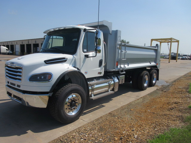 2027 Freightliner M2 106+ 2027 Freightliner M2 106+ - image 1 of 6