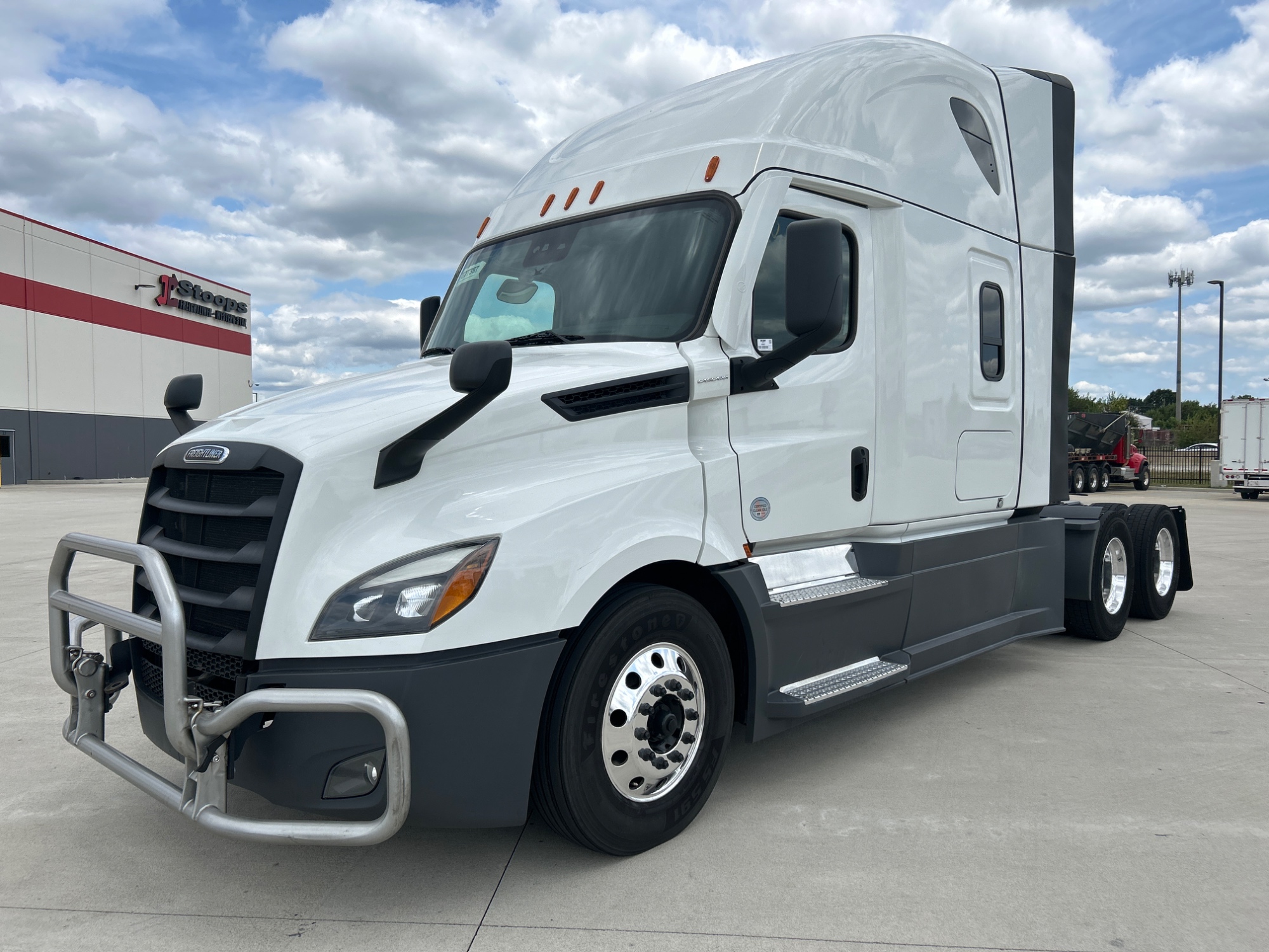 2024 Freightliner PT126SLP 2024 Freightliner PT126SLP - image 1 of 6