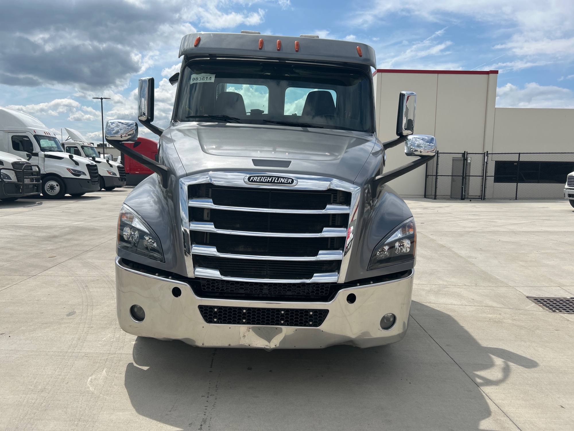 2019 Freightliner PT126DC 2019 Freightliner PT126DC - image 2 of 5
