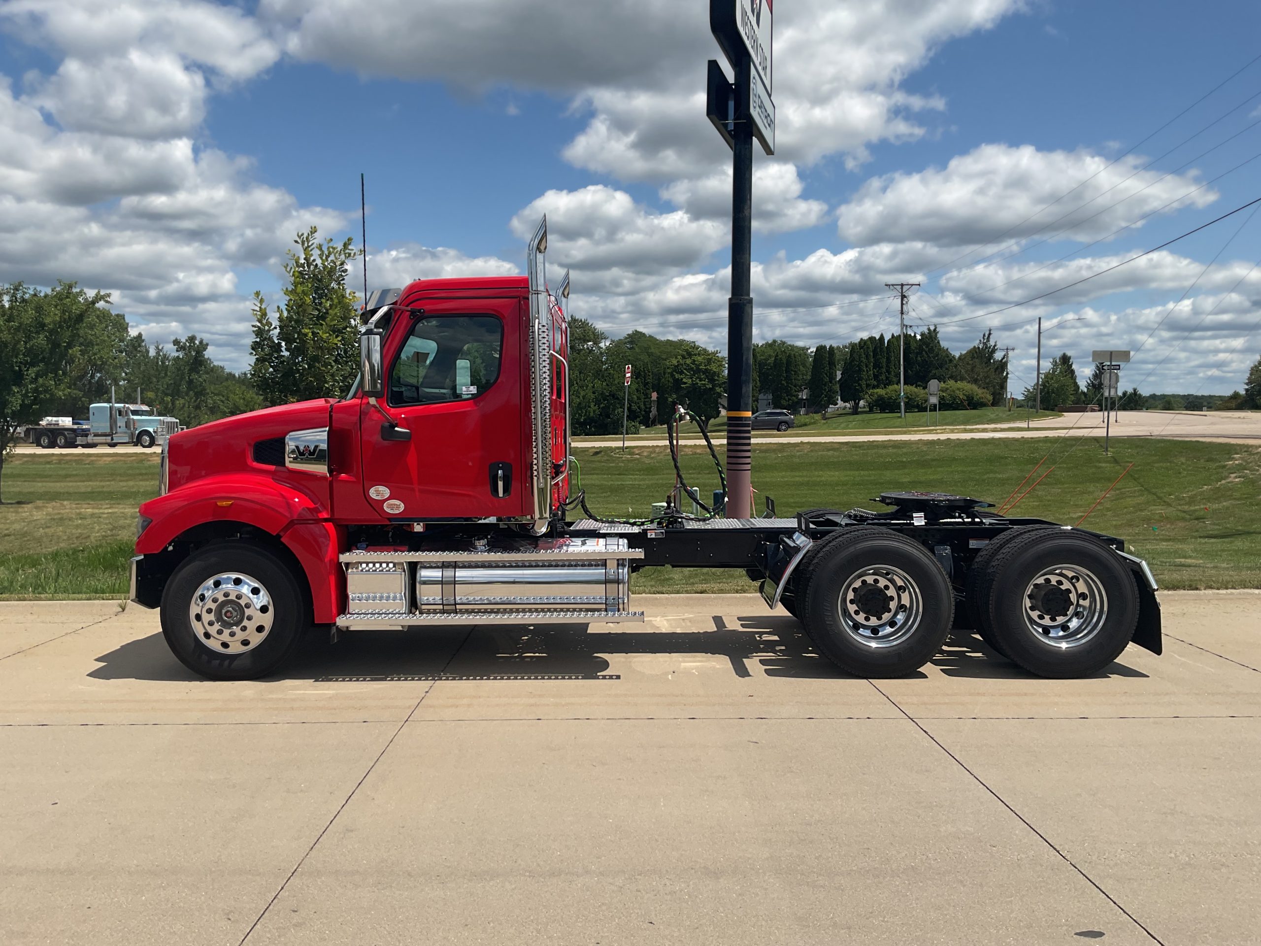 2027 Western Star 068Rf00000jISIm 2027 Western Star 068Rf00000jISIm