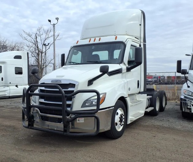 2021 Freightliner PT126DC 2021 Freightliner PT126DC - image 1 of 1
