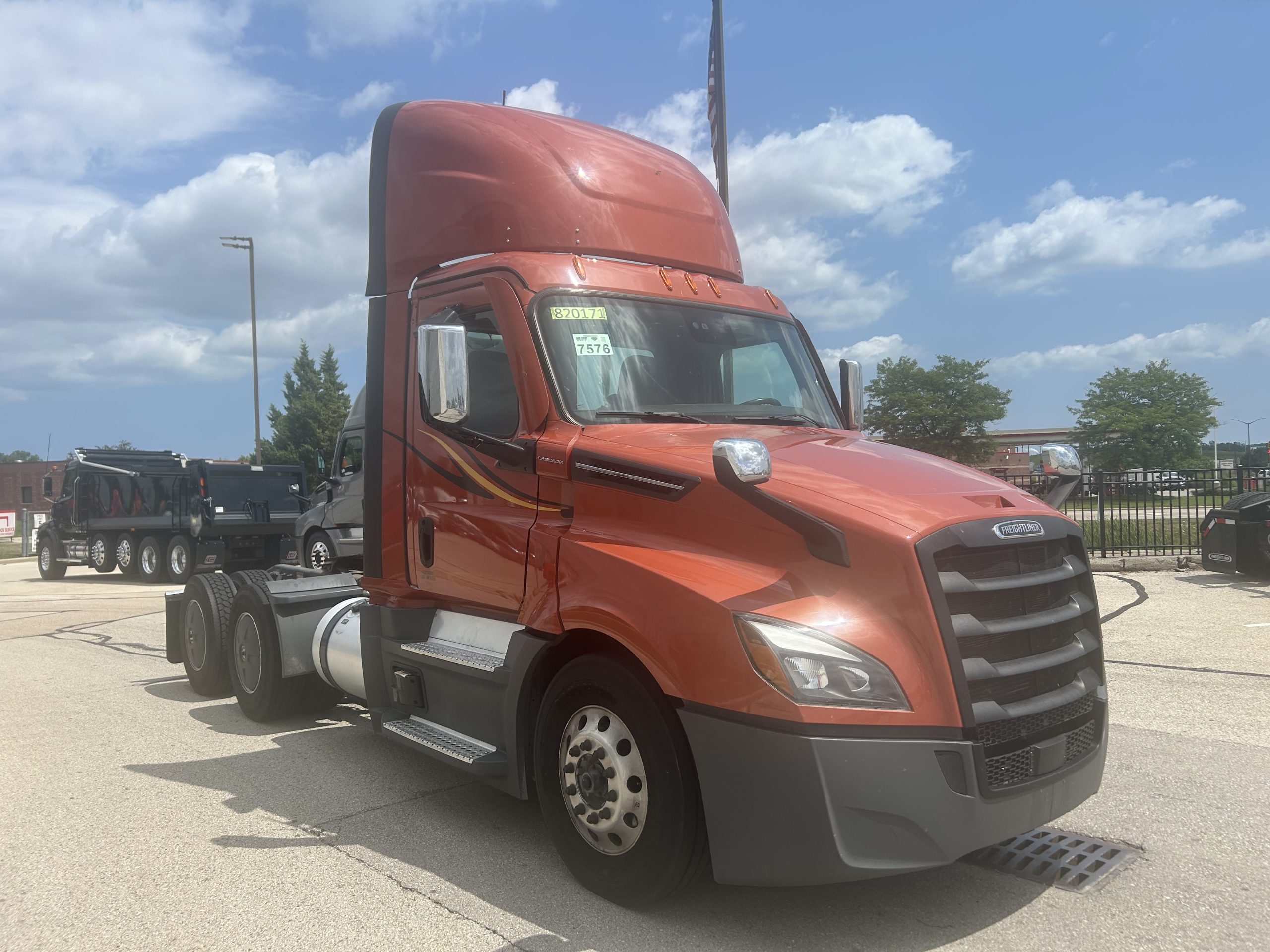 2024 Freightliner PT126DC 2024 Freightliner PT126DC - image 3 of 6