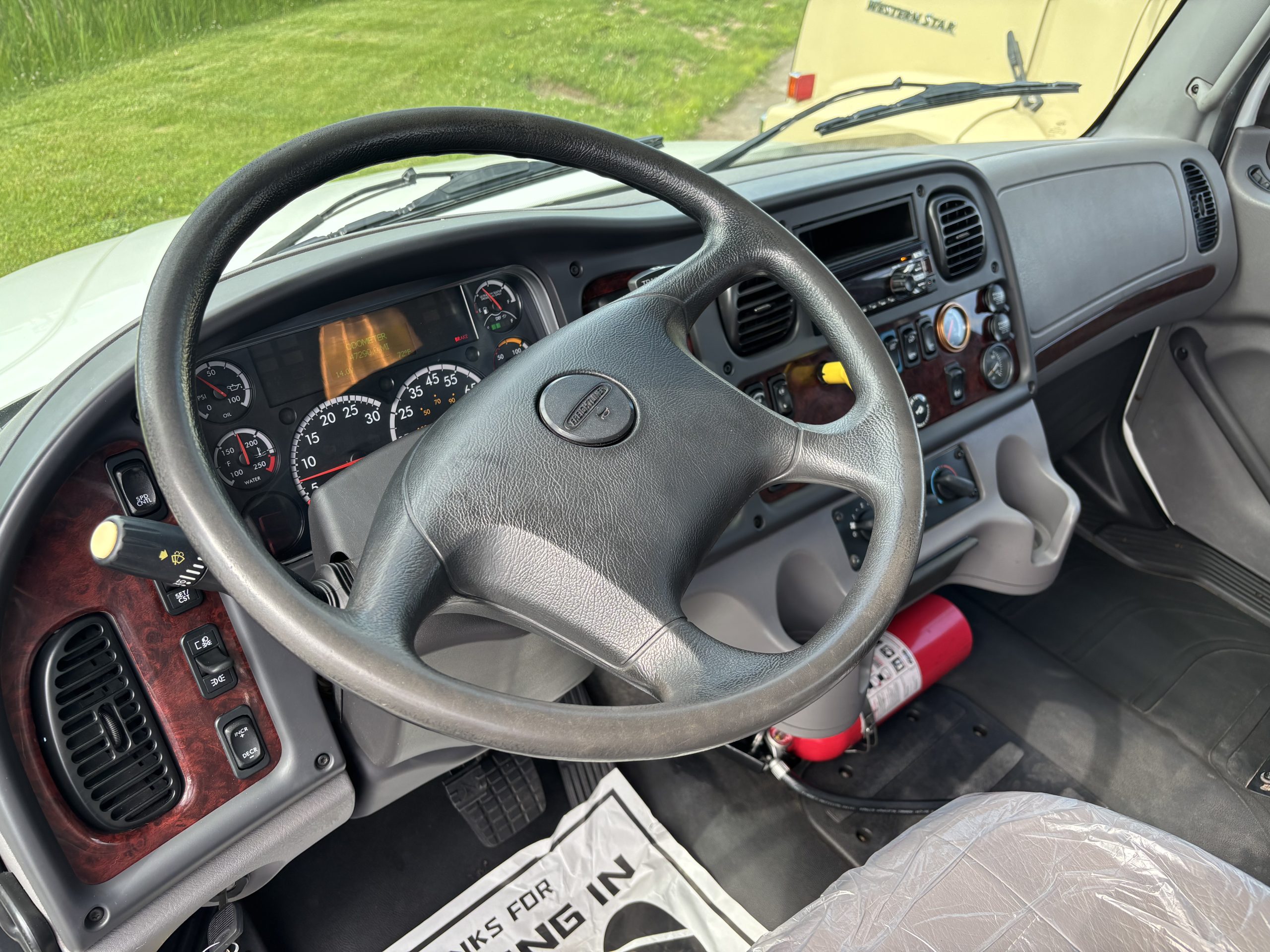 2022 Freightliner M280 2022 Freightliner M280 - image 4 of 6