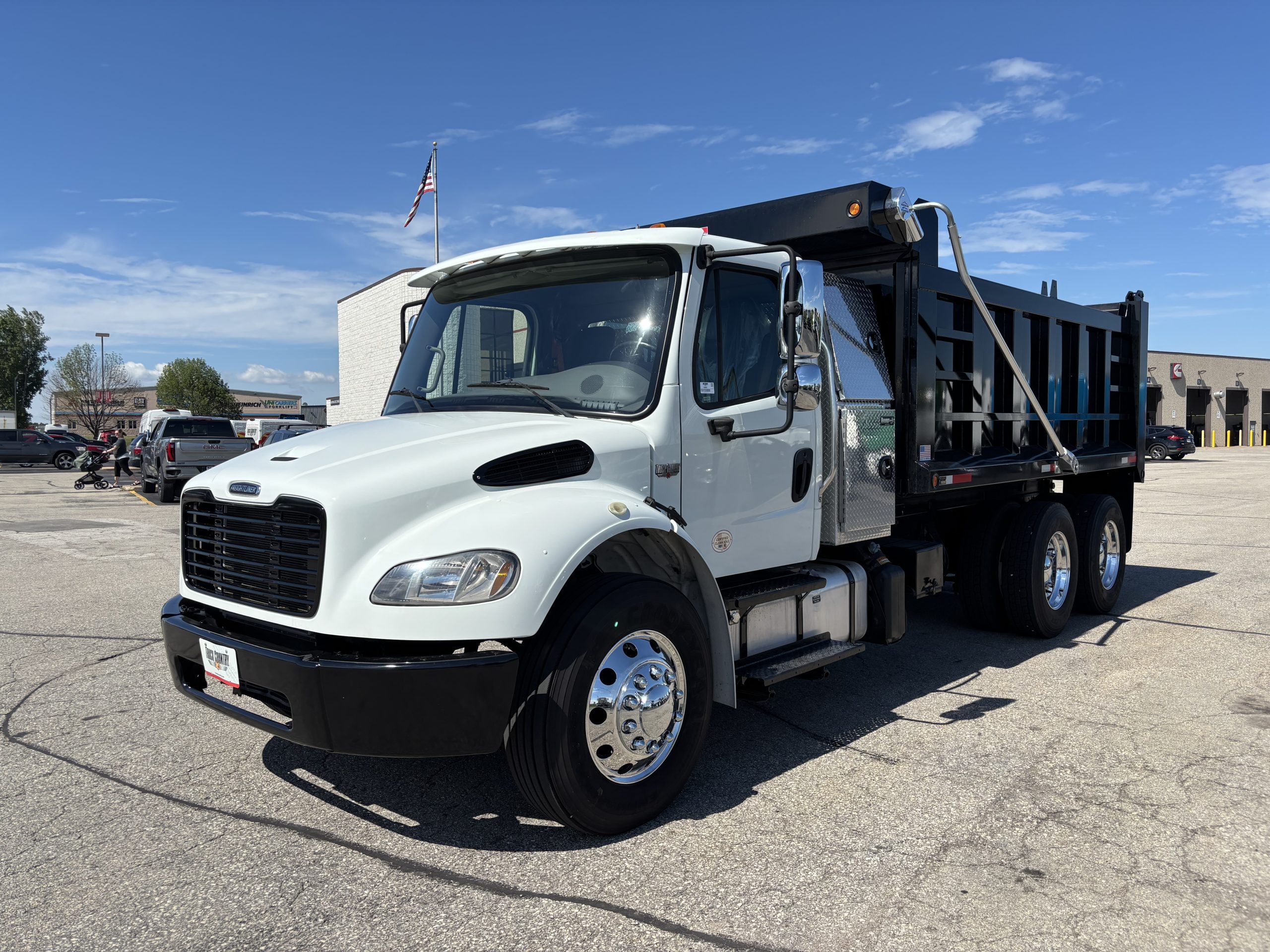 2022 Freightliner M280 2022 Freightliner M280 - image 1 of 6