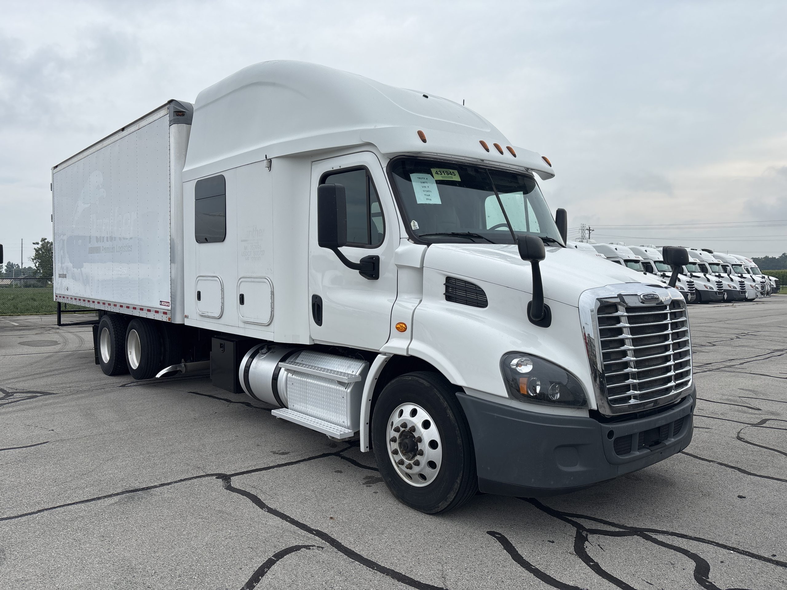 2016 Freightliner CA113 068Rf00000jnyVq 2016 Freightliner CA113 068Rf00000jnyVq