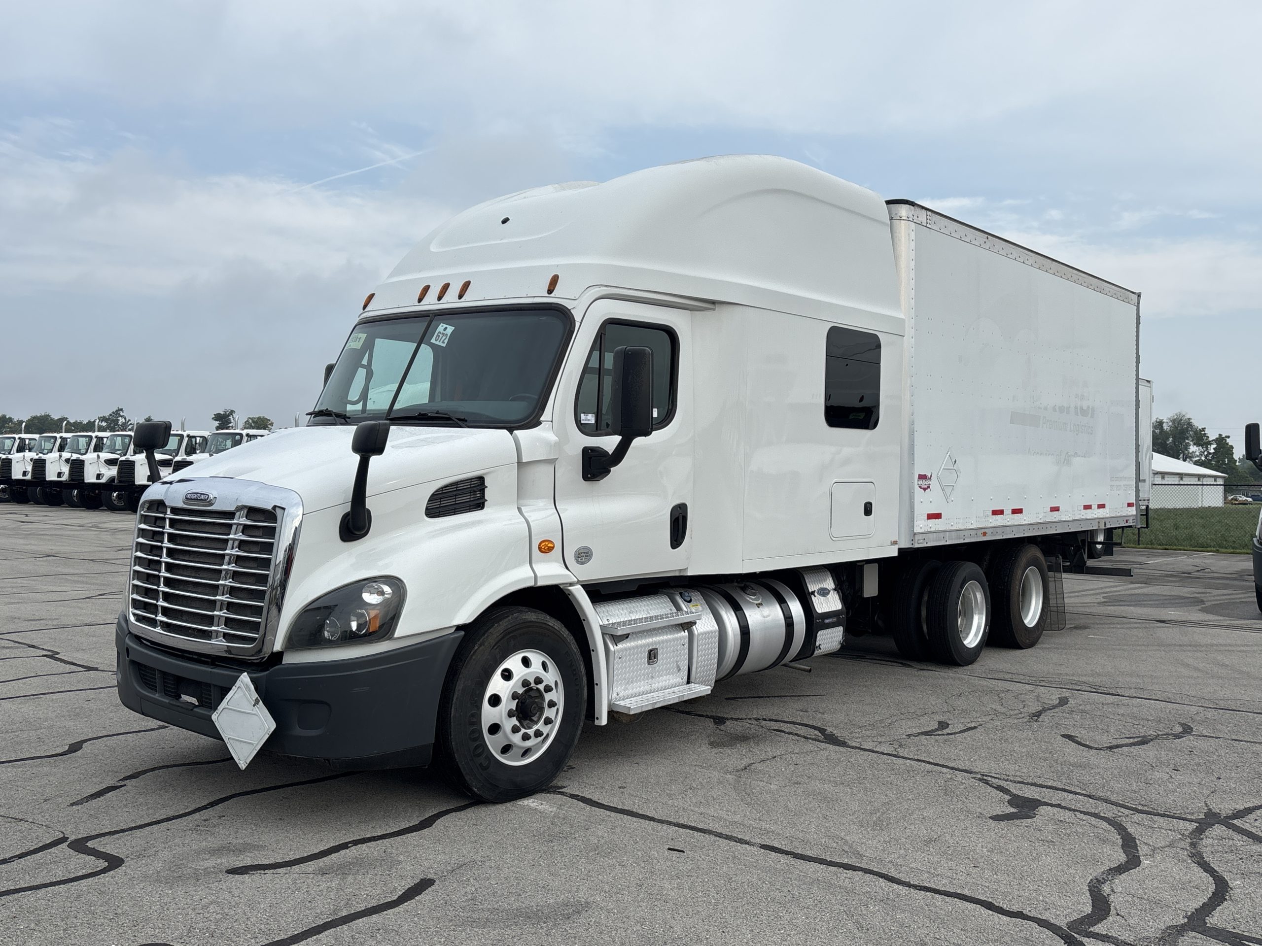 2016 Freightliner CA113 2016 Freightliner CA113 - image 2 of 6