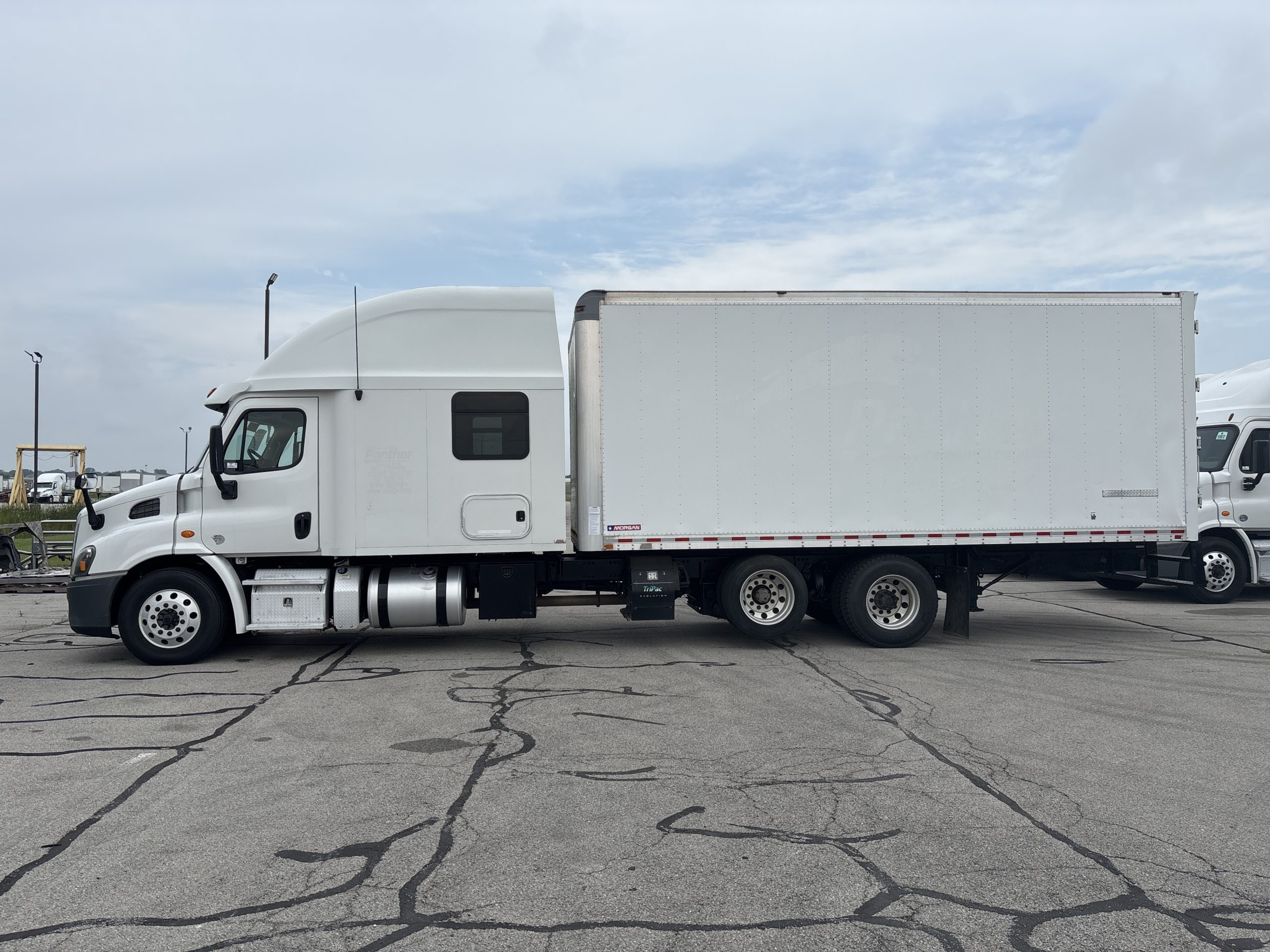 2016 Freightliner CA113 068Rf00000joTho 2016 Freightliner CA113 068Rf00000joTho
