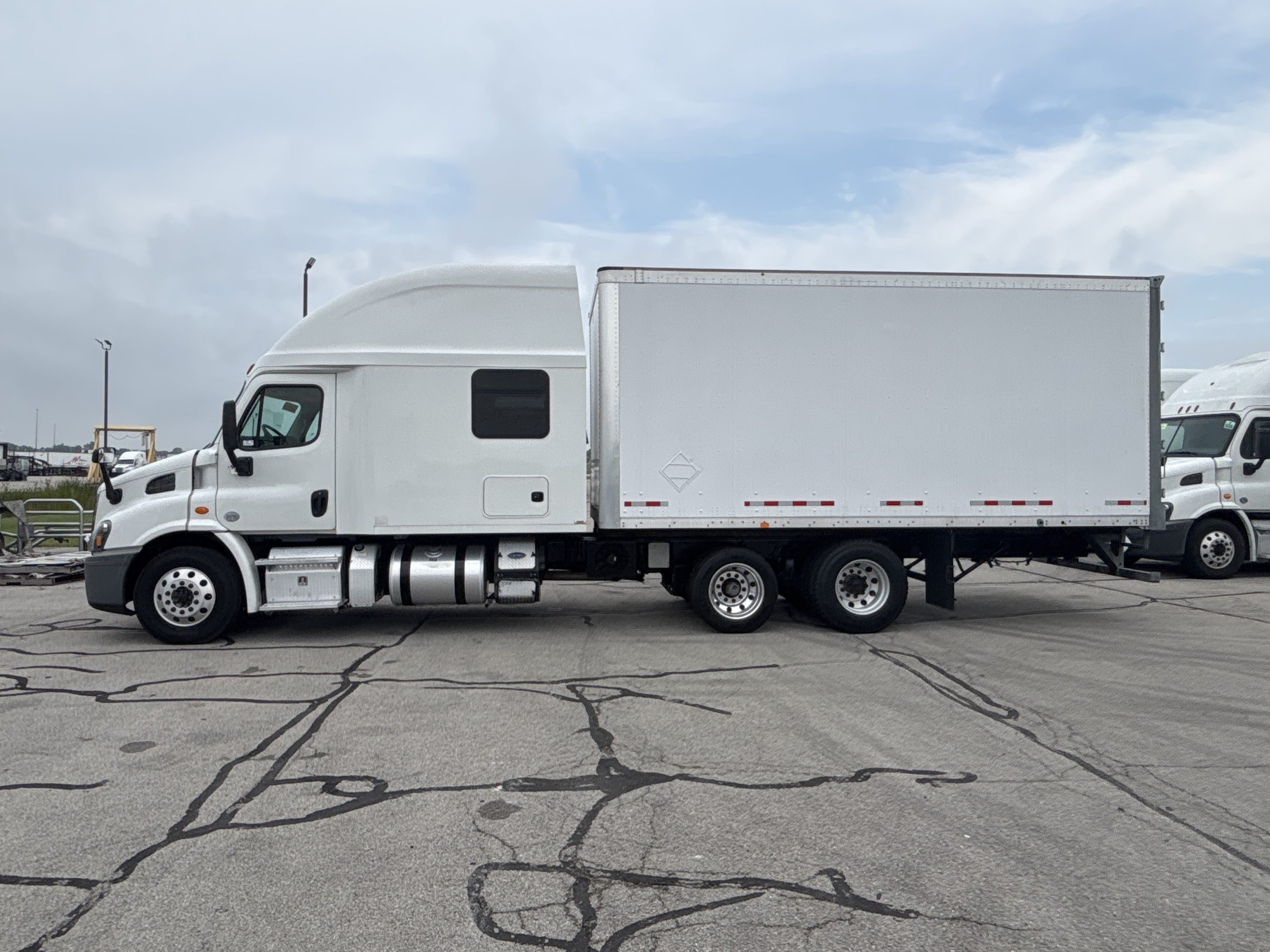 2016 Freightliner CA113 068Rf00000jobdq 2016 Freightliner CA113 068Rf00000jobdq
