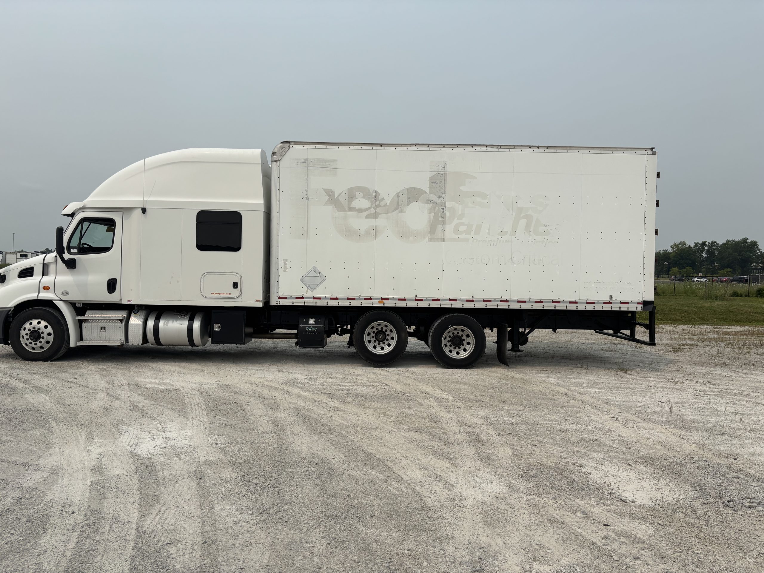 2016 Freightliner CA113 068Rf00000juWBa 2016 Freightliner CA113 068Rf00000juWBa