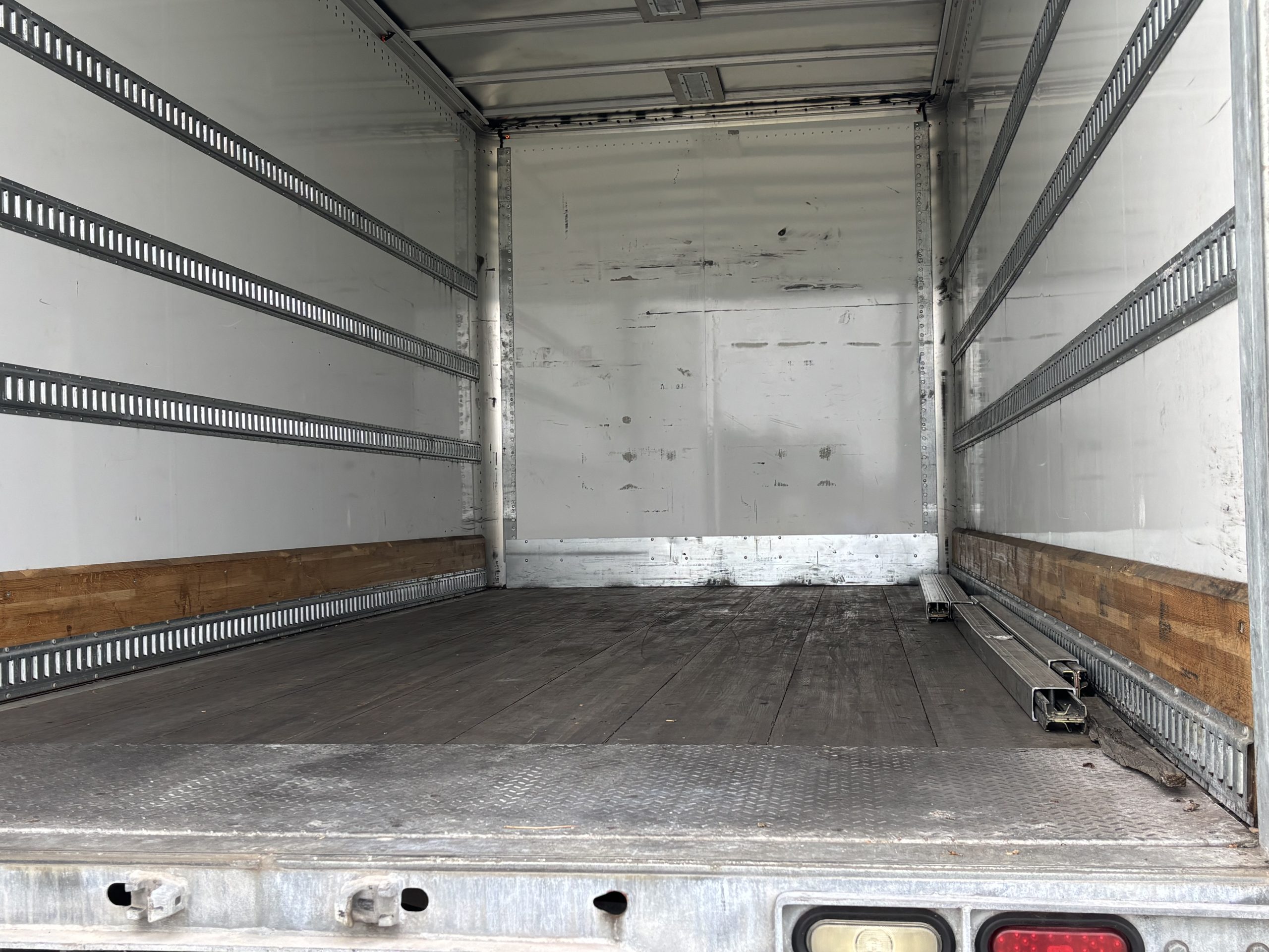 2016 Freightliner CA113 068Rf00000jv0B8 2016 Freightliner CA113 068Rf00000jv0B8