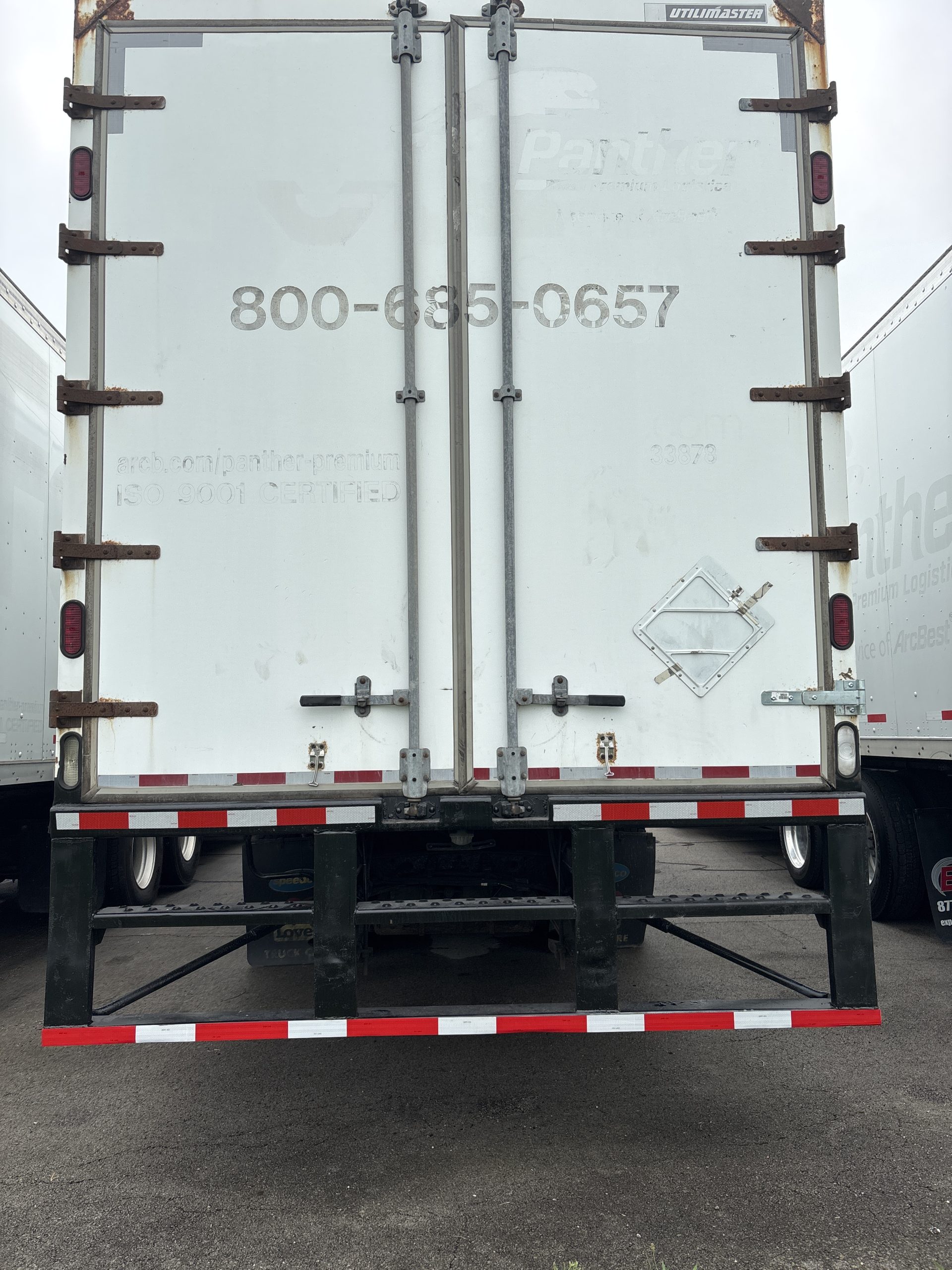 2016 Freightliner CA113 2016 Freightliner CA113 - image 3 of 6