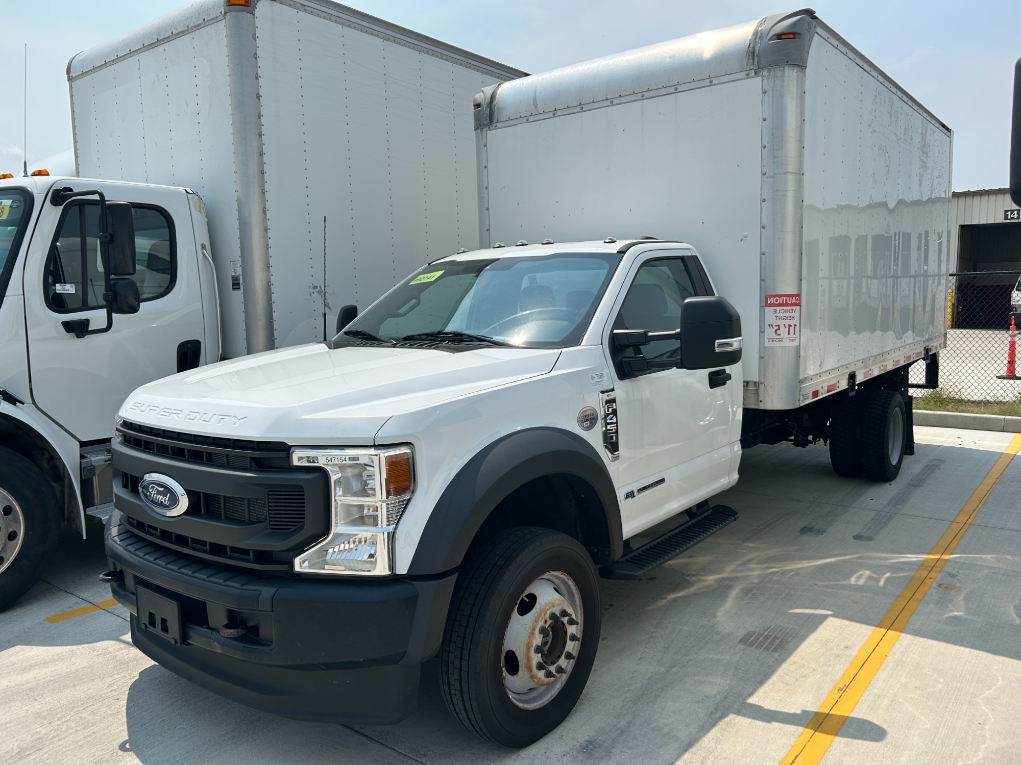 2022 Ford F-450 2022 Ford F-450 - image 2 of 6
