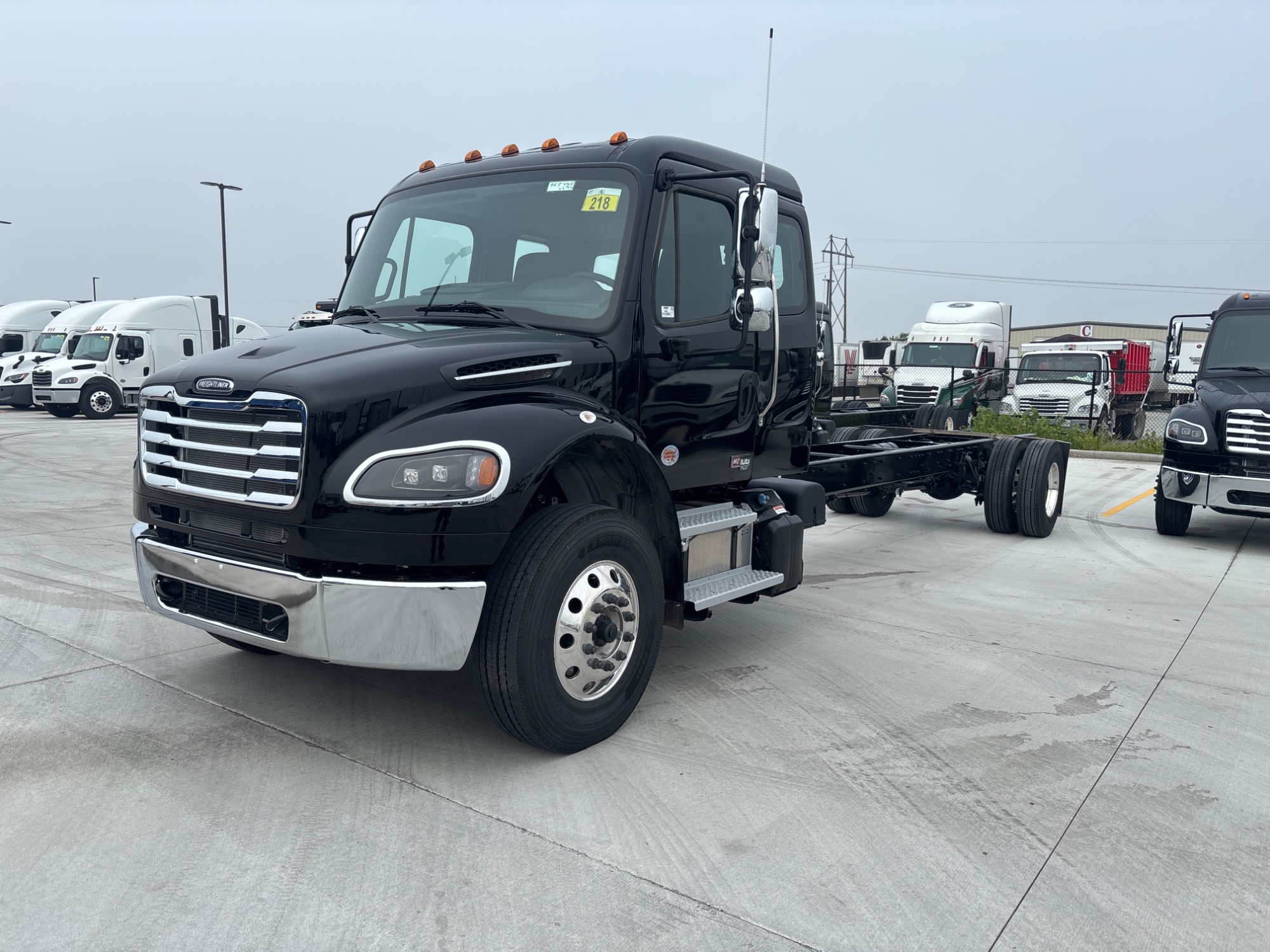 2027 Freightliner M2 106+ 2027 Freightliner M2 106+ - image 1 of 5