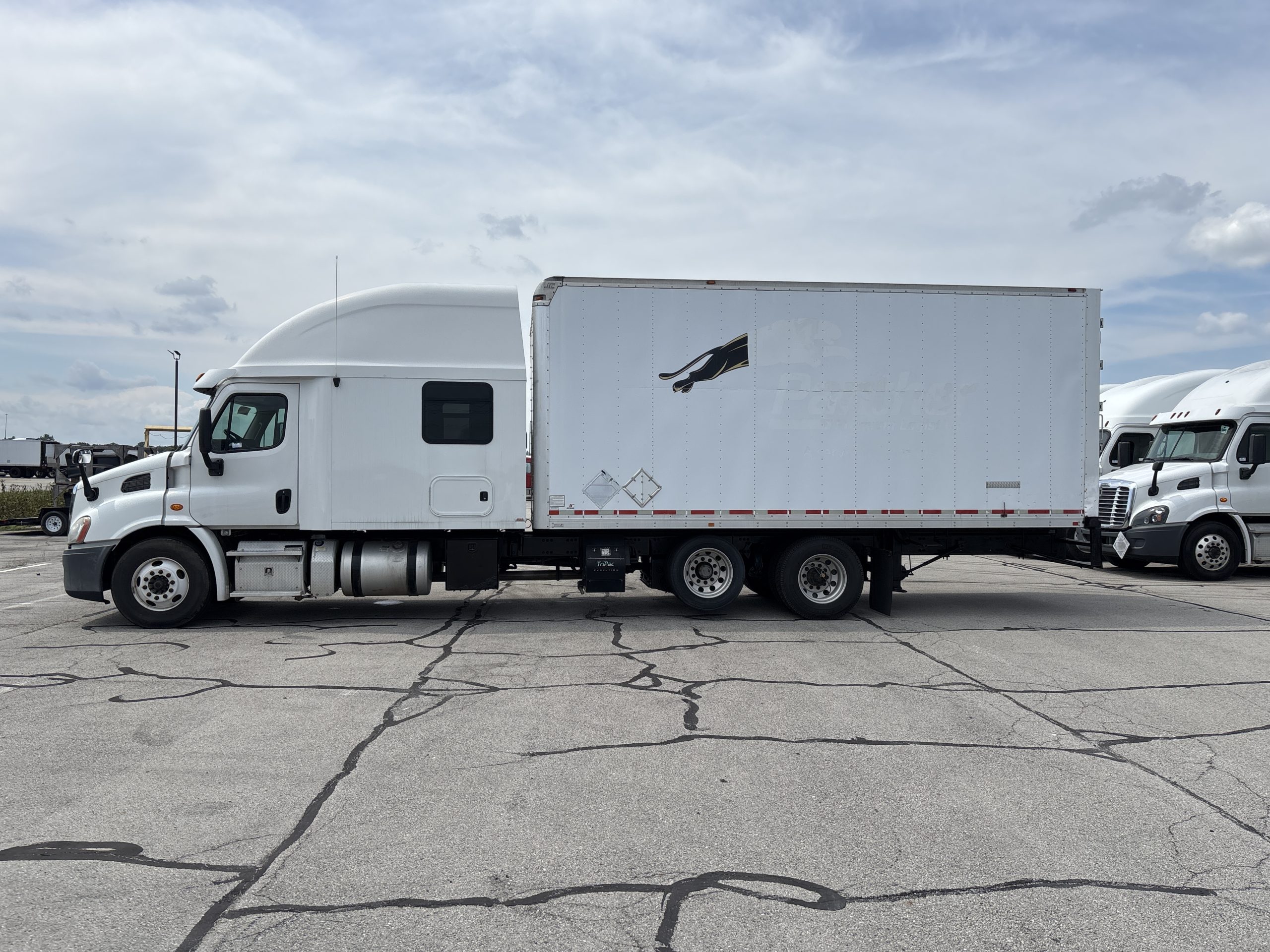 2016 Freightliner CA113 068Rf00000kOvfS 2016 Freightliner CA113 068Rf00000kOvfS