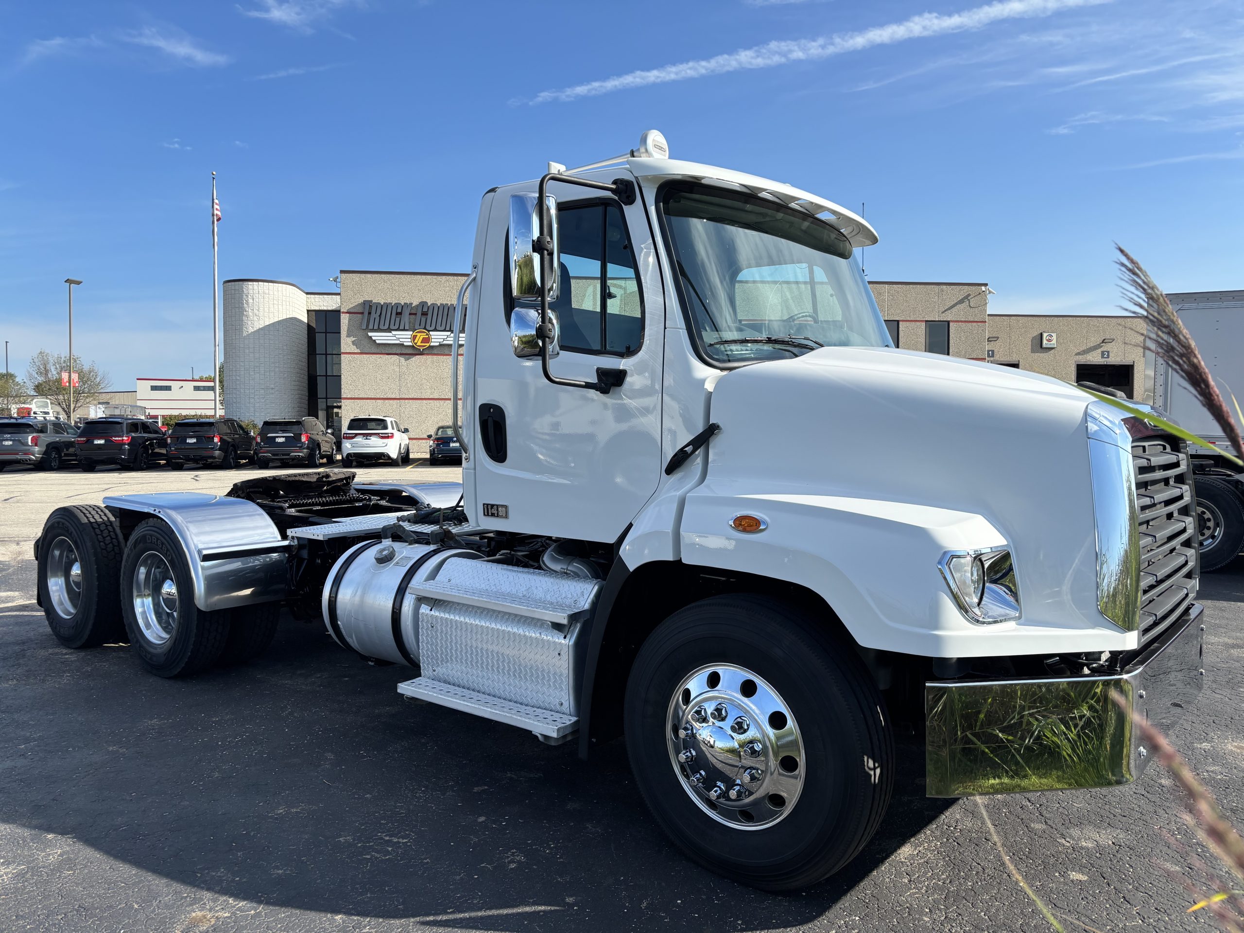 2016 Freightliner 114SD 2016 Freightliner 114SD - image 3 of 6