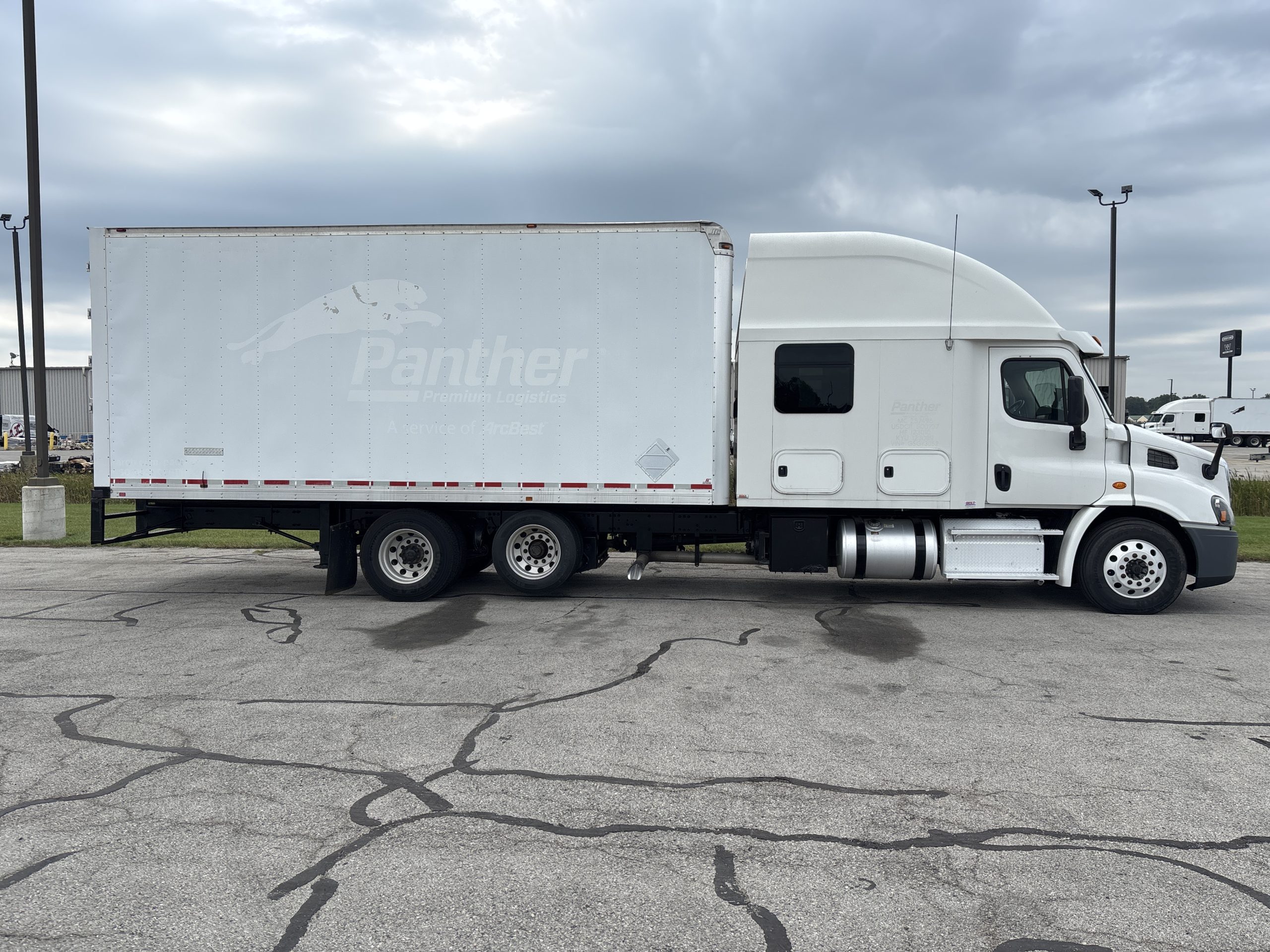 2016 Freightliner CA113 068Rf00000kiYej 2016 Freightliner CA113 068Rf00000kiYej