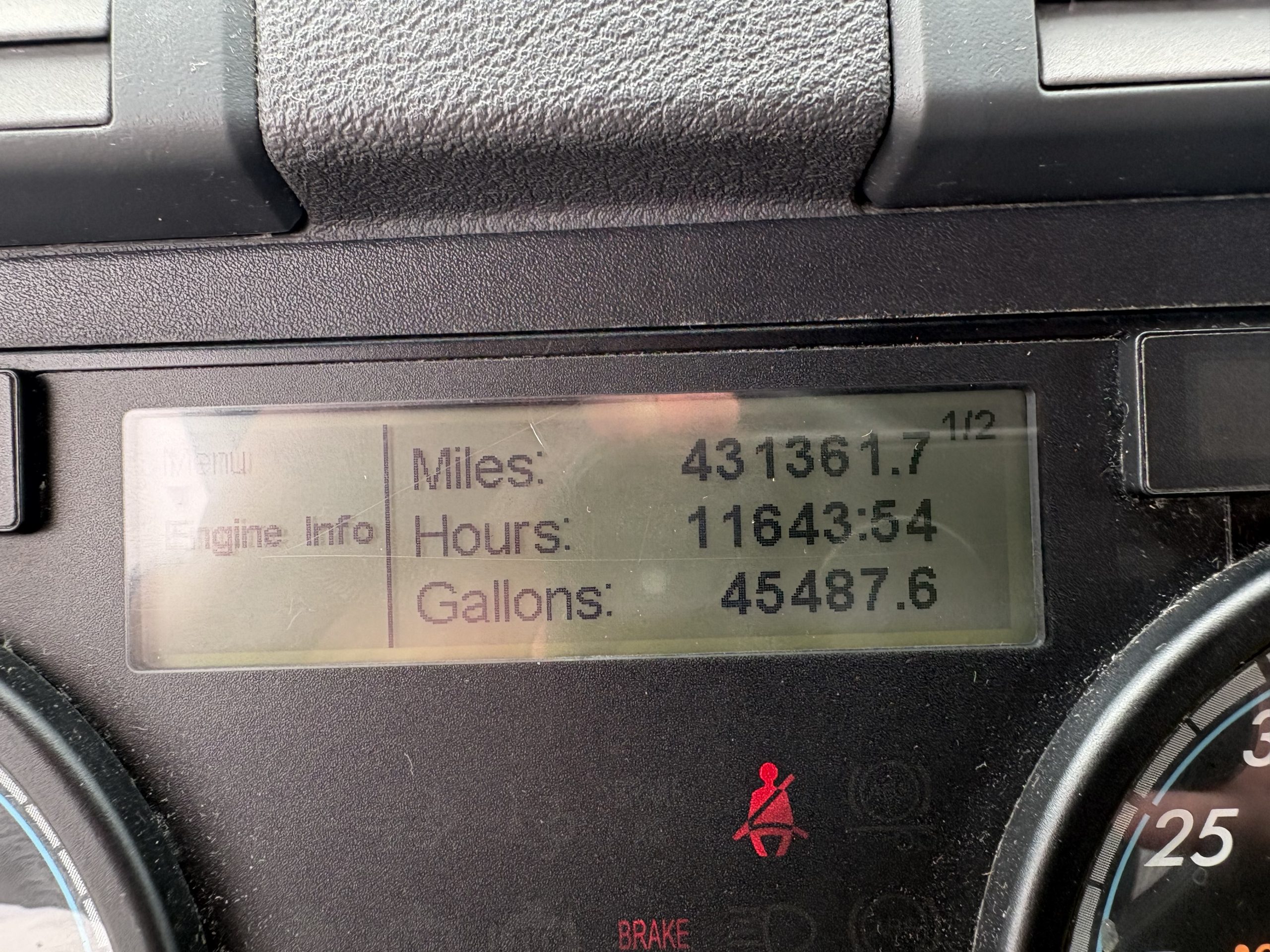2016 Freightliner CA113 2016 Freightliner CA113 - image 5 of 6