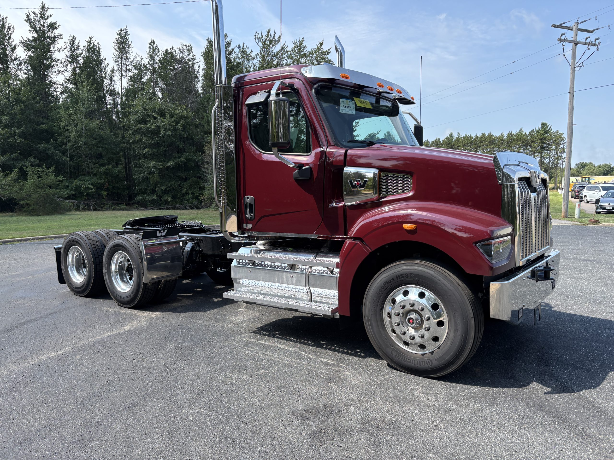2027 Western Star 2027 Western Star - image 3 of 6