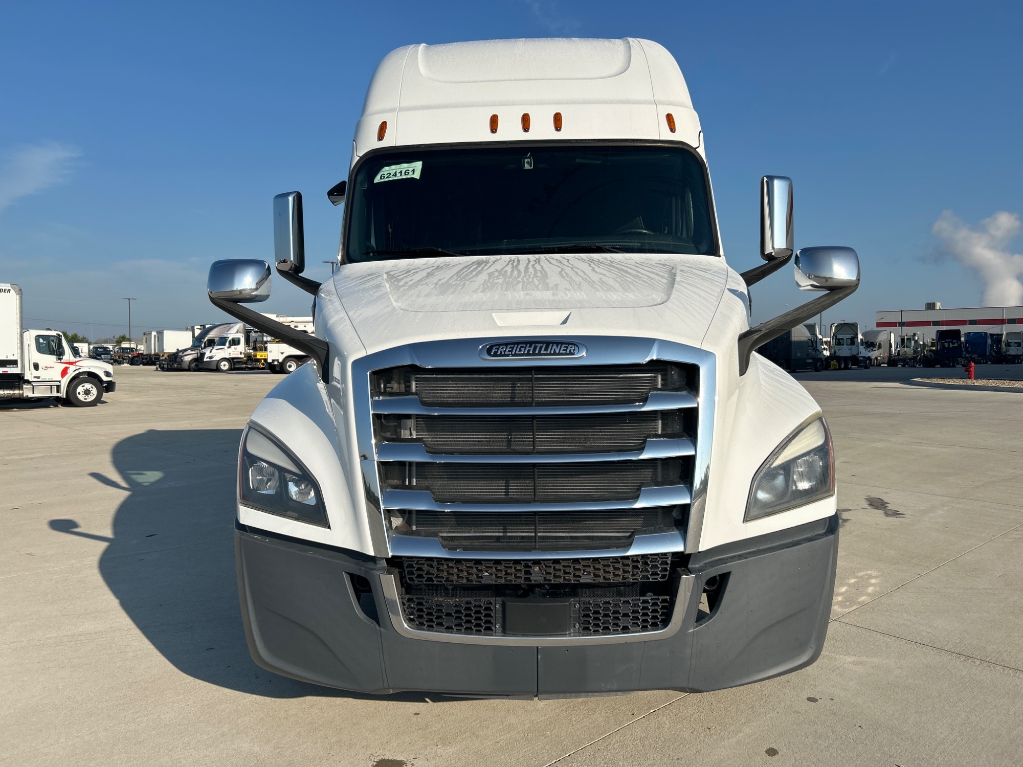 2020 Freightliner PT126SLP 2020 Freightliner PT126SLP - image 2 of 6