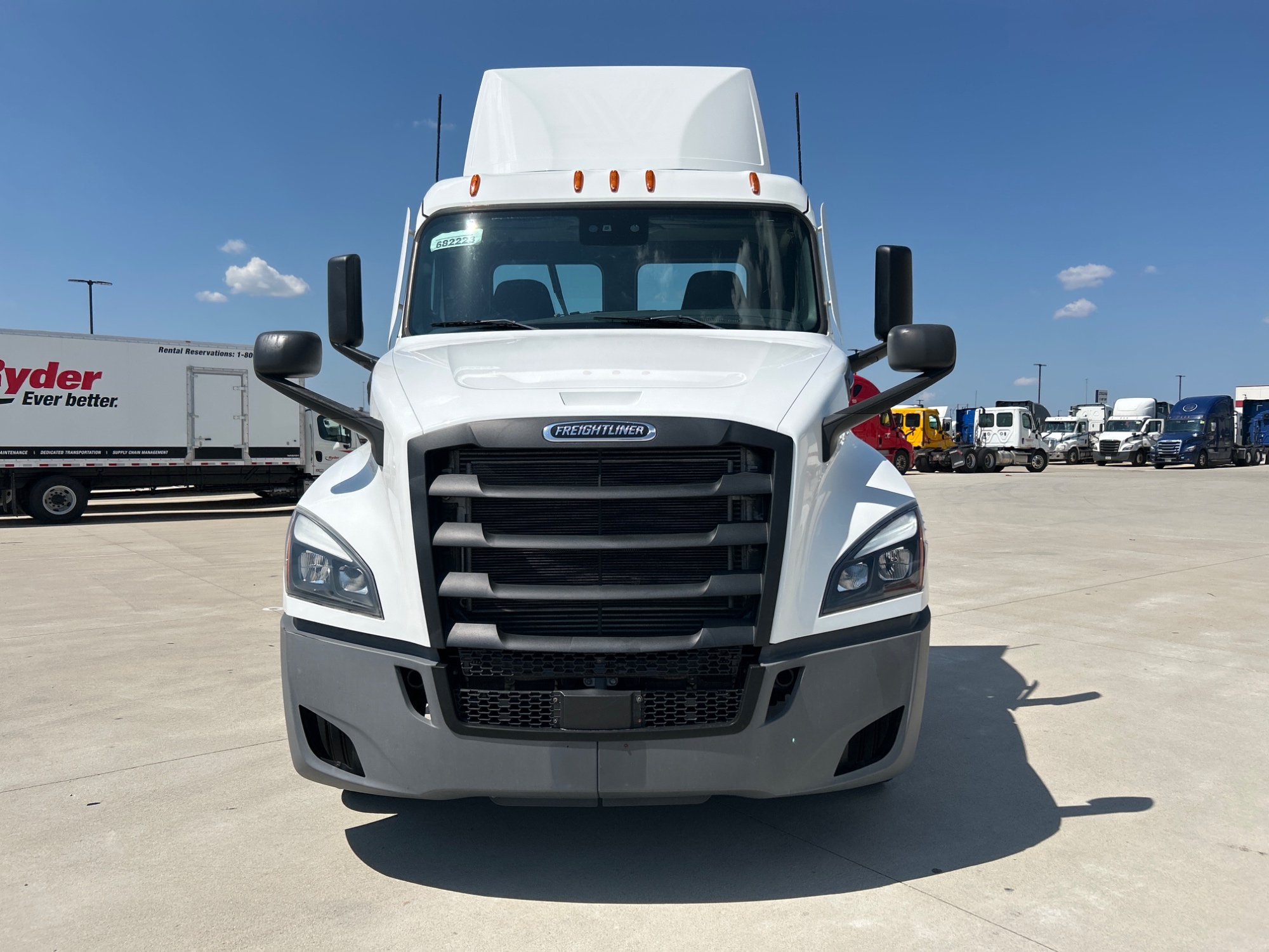 2021 Freightliner PT126DC 2021 Freightliner PT126DC - image 2 of 5