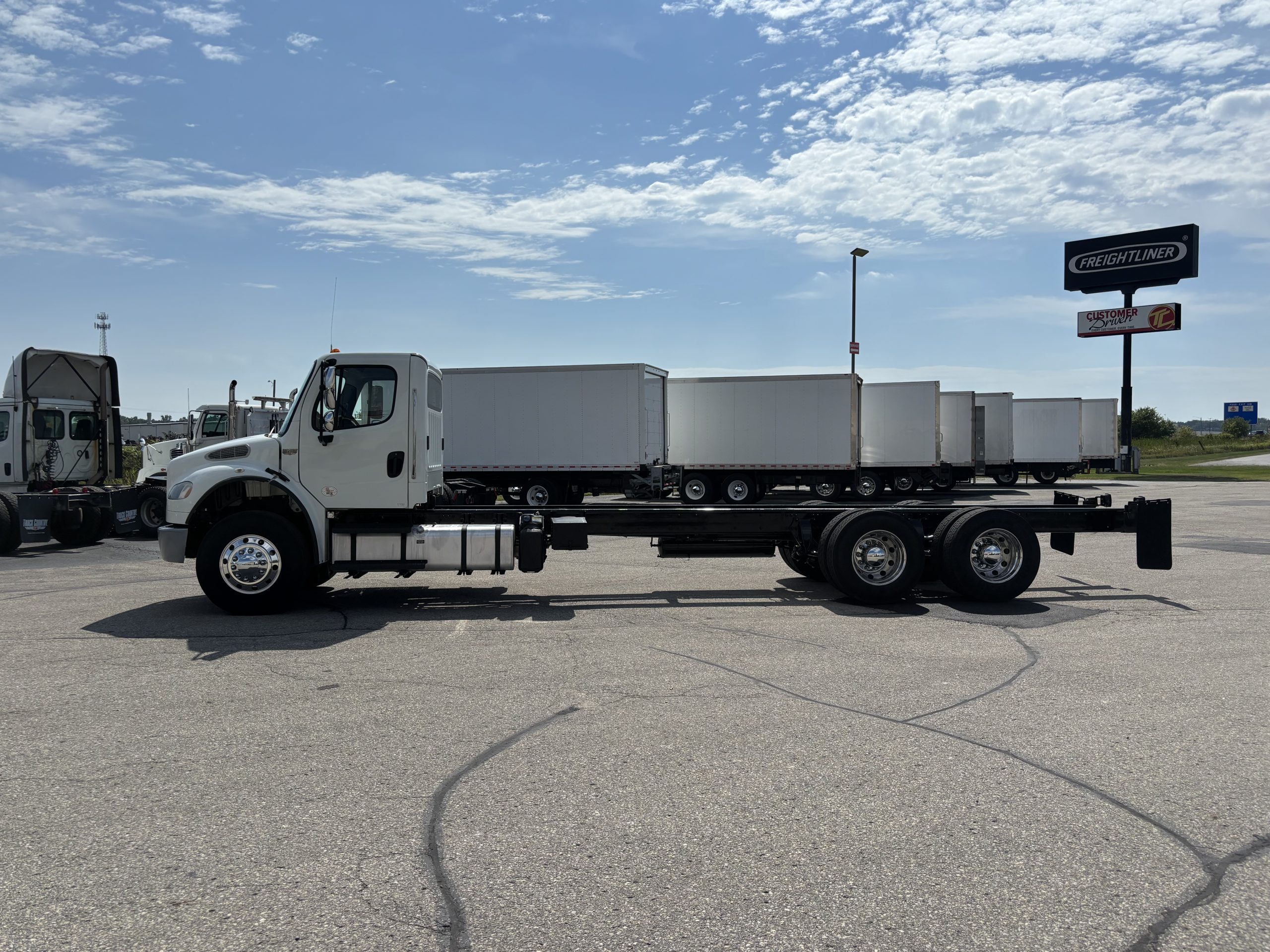 2020 Freightliner M280 2020 Freightliner M280 - image 6 of 6