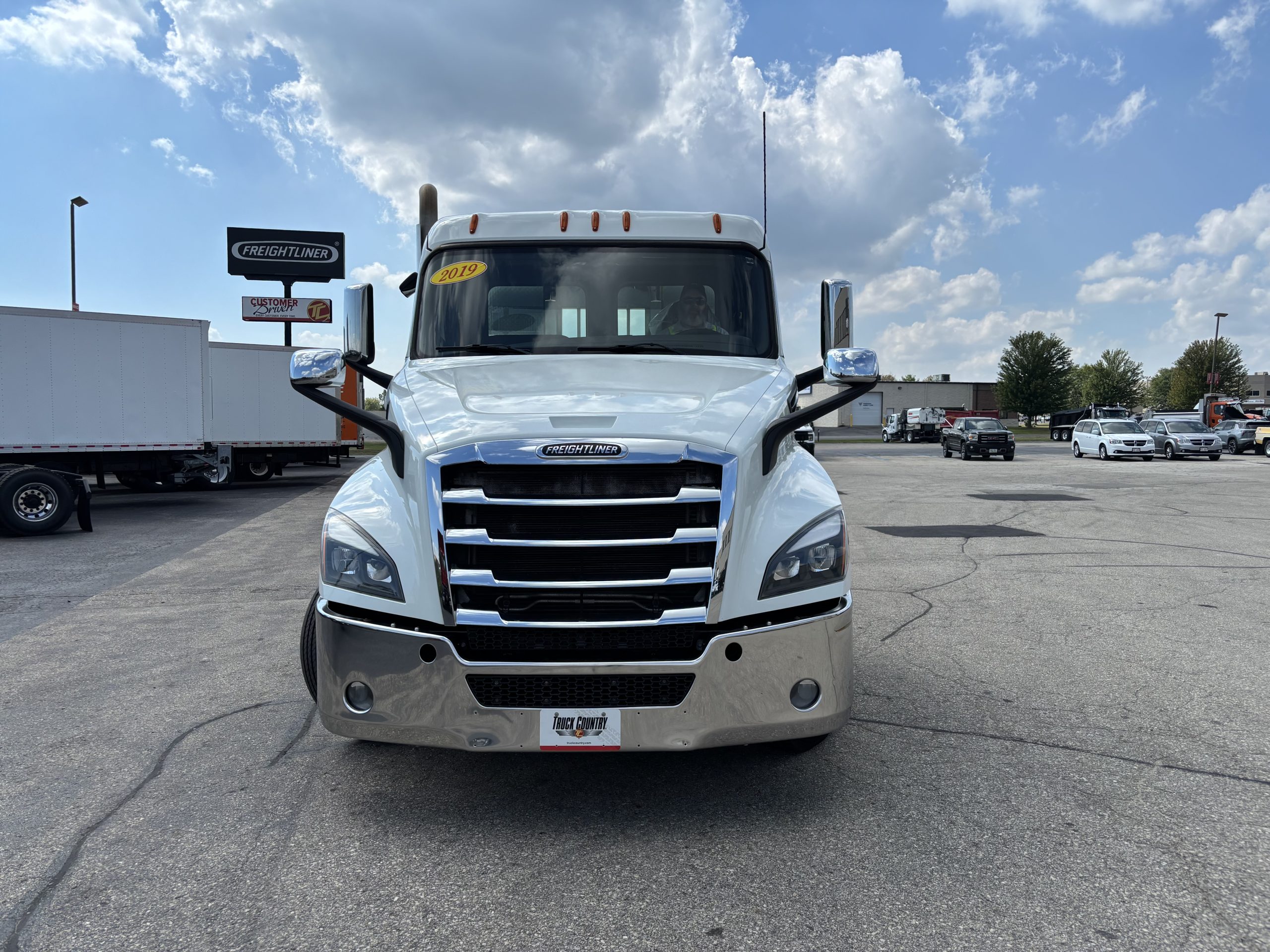 2019 Freightliner PT126DC 2019 Freightliner PT126DC - image 2 of 6