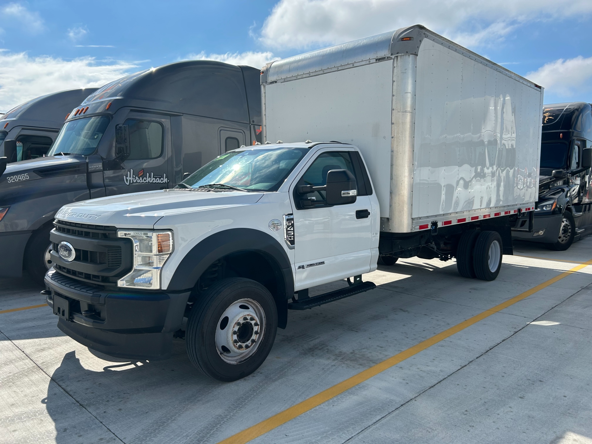 2022 Ford F-450 2022 Ford F-450 - image 1 of 6