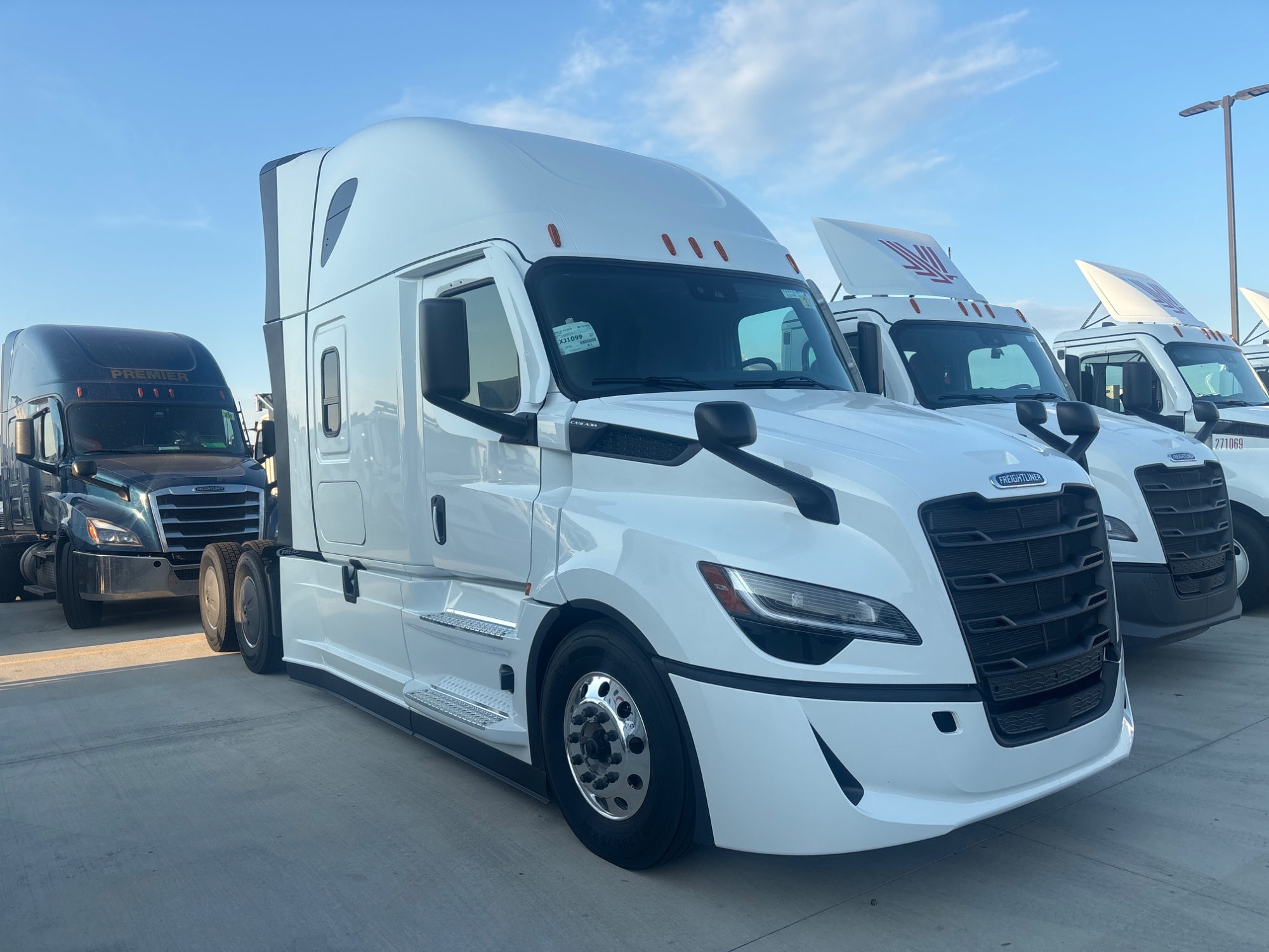2027 Freightliner PJ126SLP 2027 Freightliner PJ126SLP - image 6 of 6