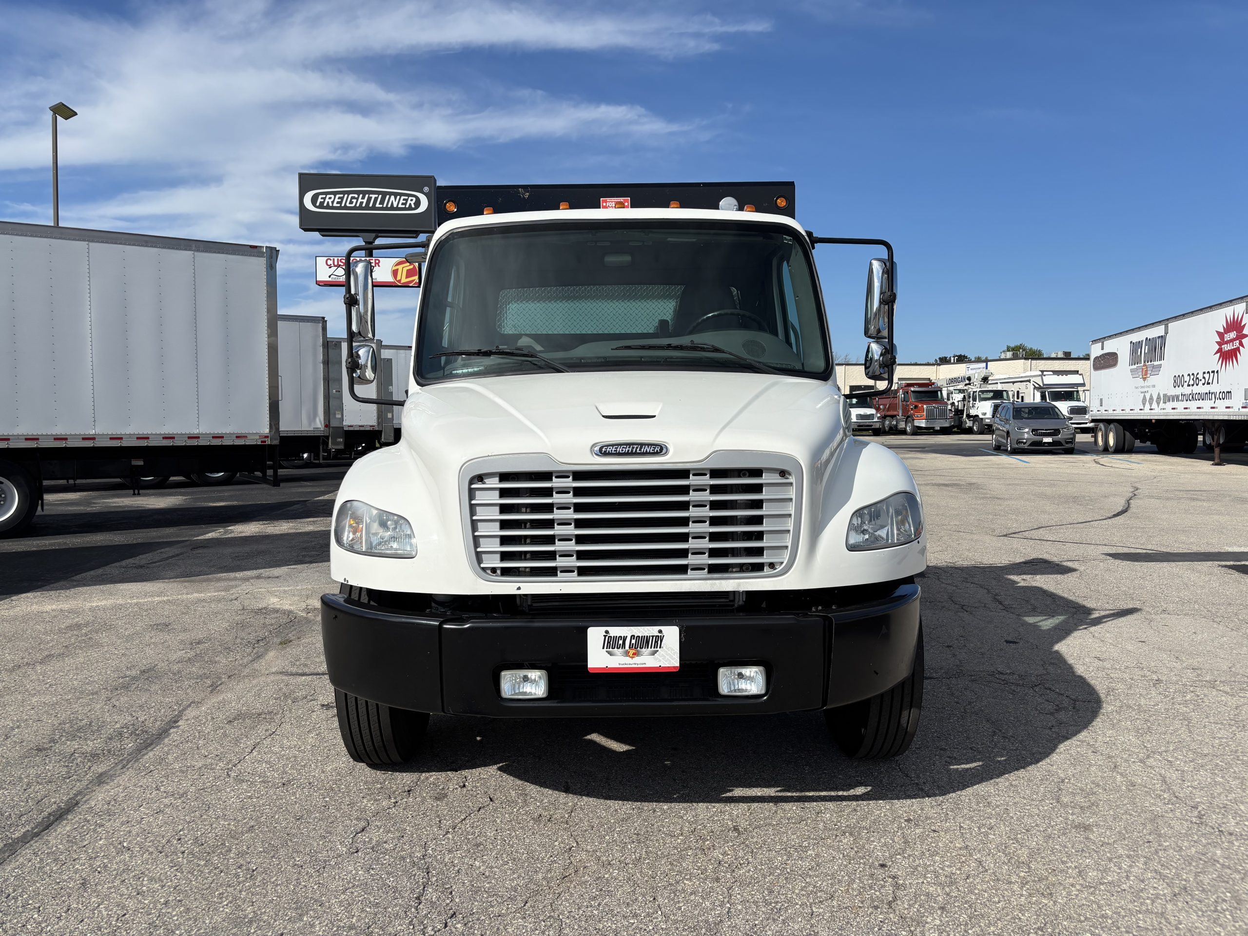 2019 Freightliner eM2 in Milwaukee, WI — photo 3
