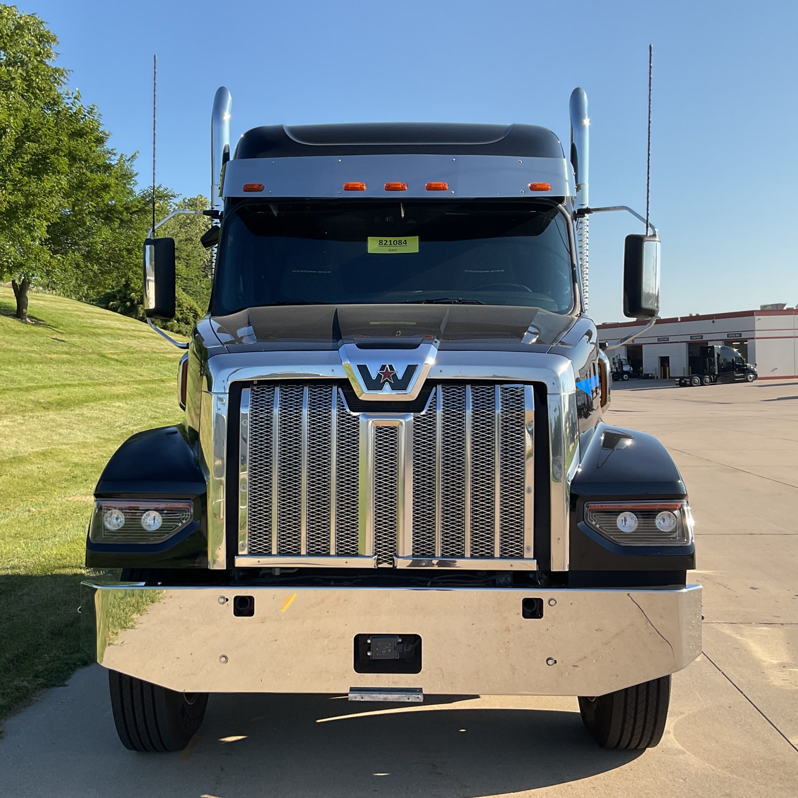 2024 Western Star 49X in Dubuque, IA — photo 2