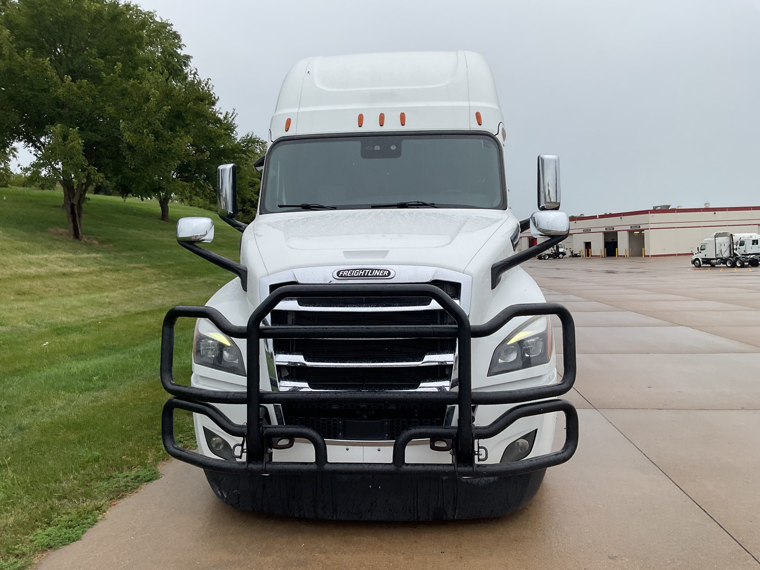 2021 Freightliner PT126SLP 2021 Freightliner PT126SLP - image 3 of 6