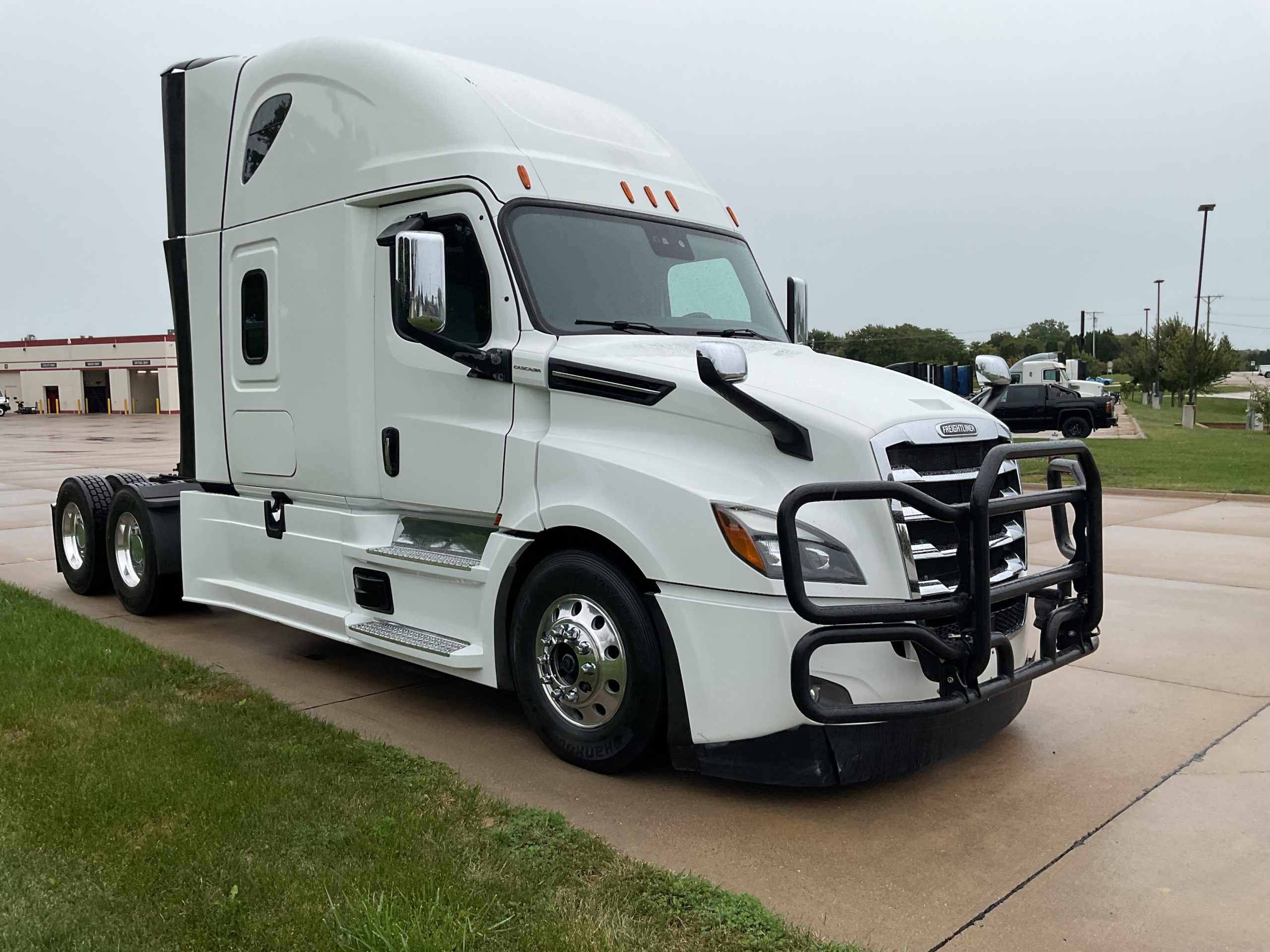 2021 Freightliner PT126SLP 2021 Freightliner PT126SLP - image 4 of 6