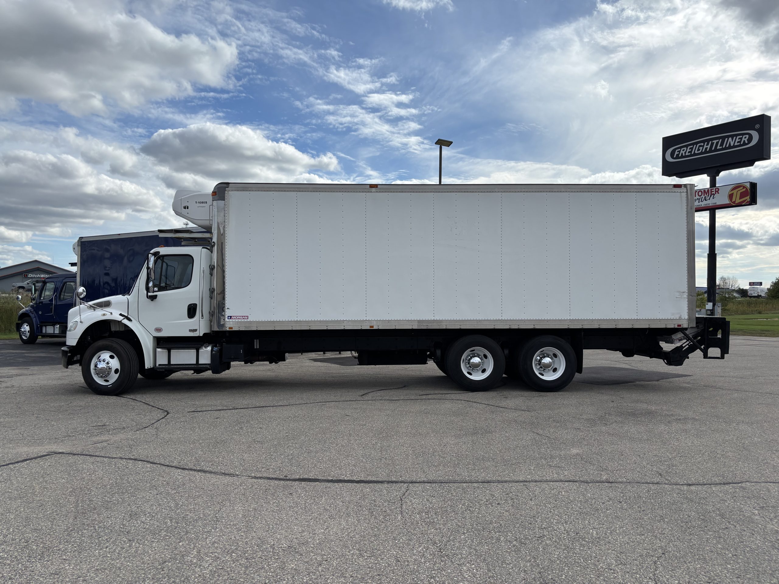 2016 Freightliner M280 2016 Freightliner M280 - image 6 of 6