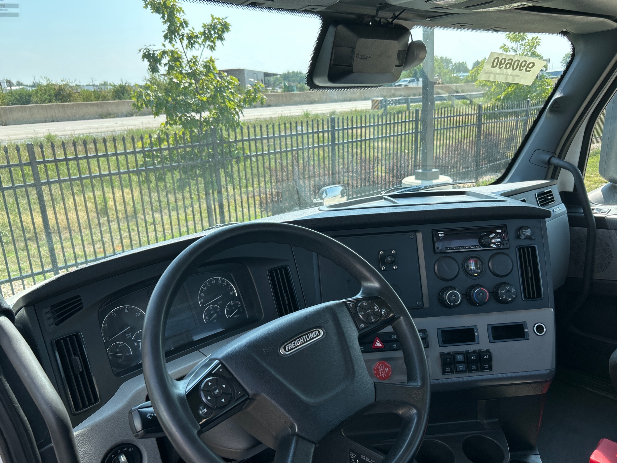 2021 Freightliner PT126DC 2021 Freightliner PT126DC - image 5 of 5