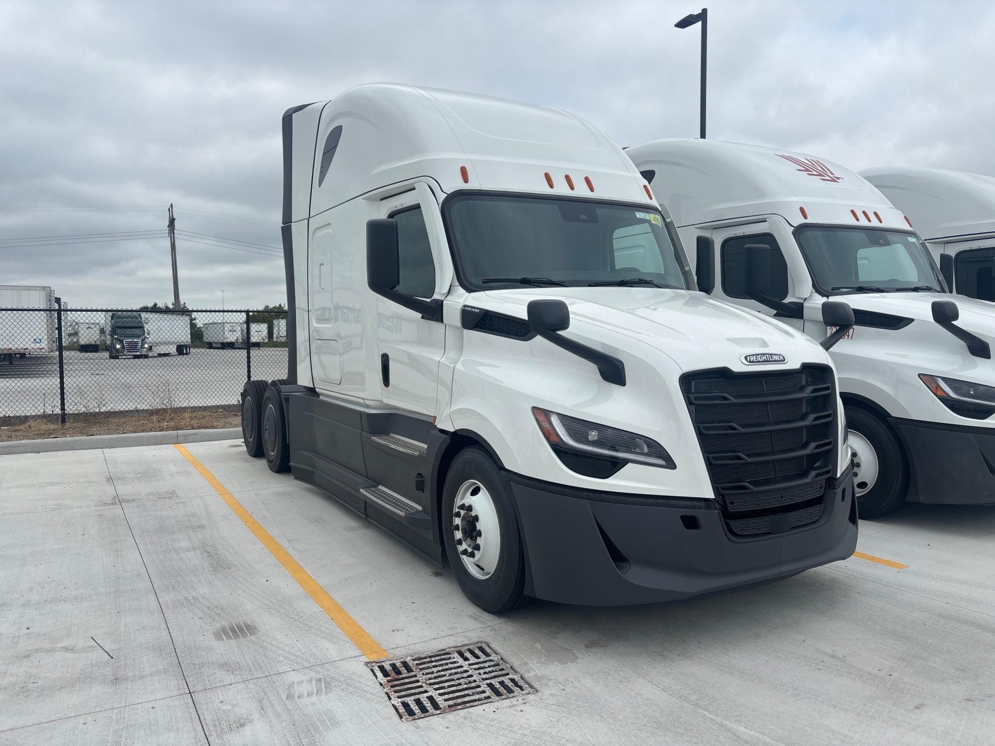 2027 Freightliner PJ126SLP 2027 Freightliner PJ126SLP - image 3 of 5