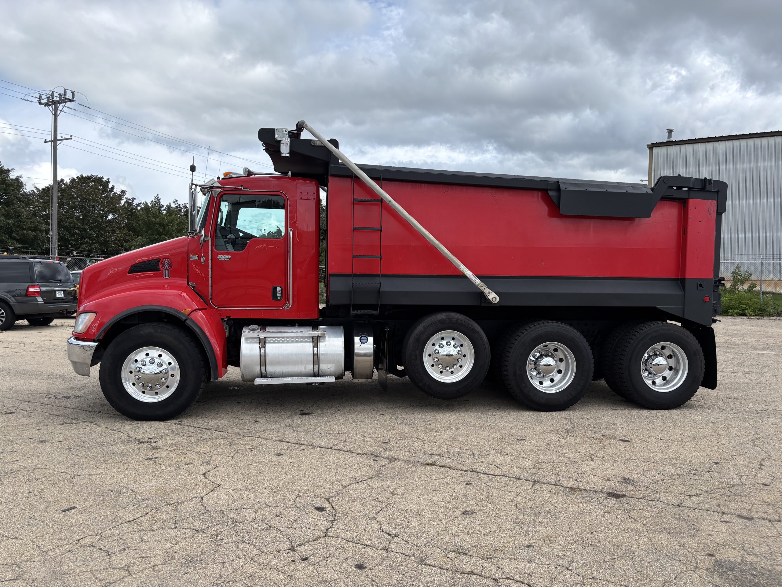 2018 Kenworth T370 in Appleton, WI — photo 6