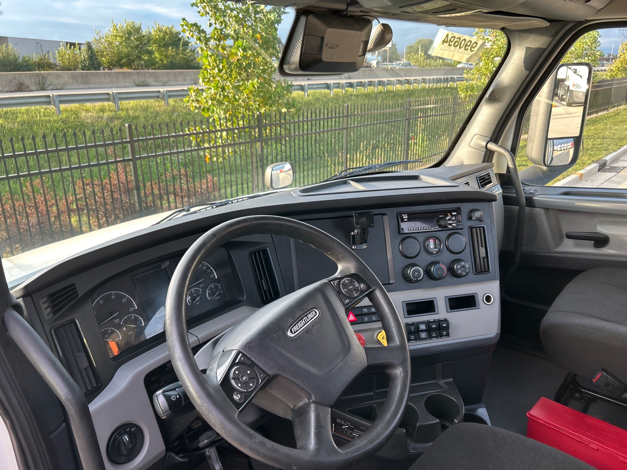 2021 Freightliner PT126DC 2021 Freightliner PT126DC - image 5 of 5