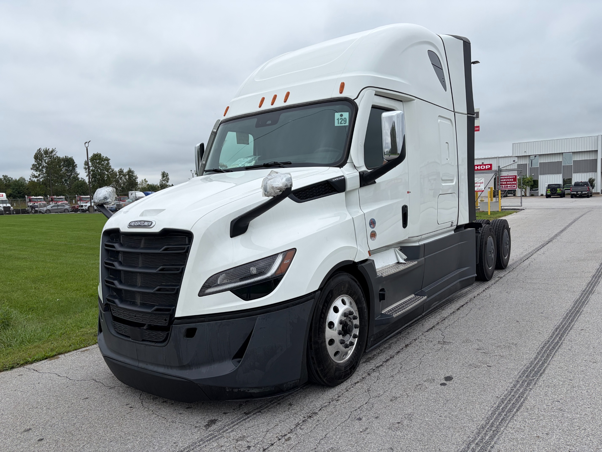 2027 Freightliner PJ126SLP 2027 Freightliner PJ126SLP - image 1 of 6