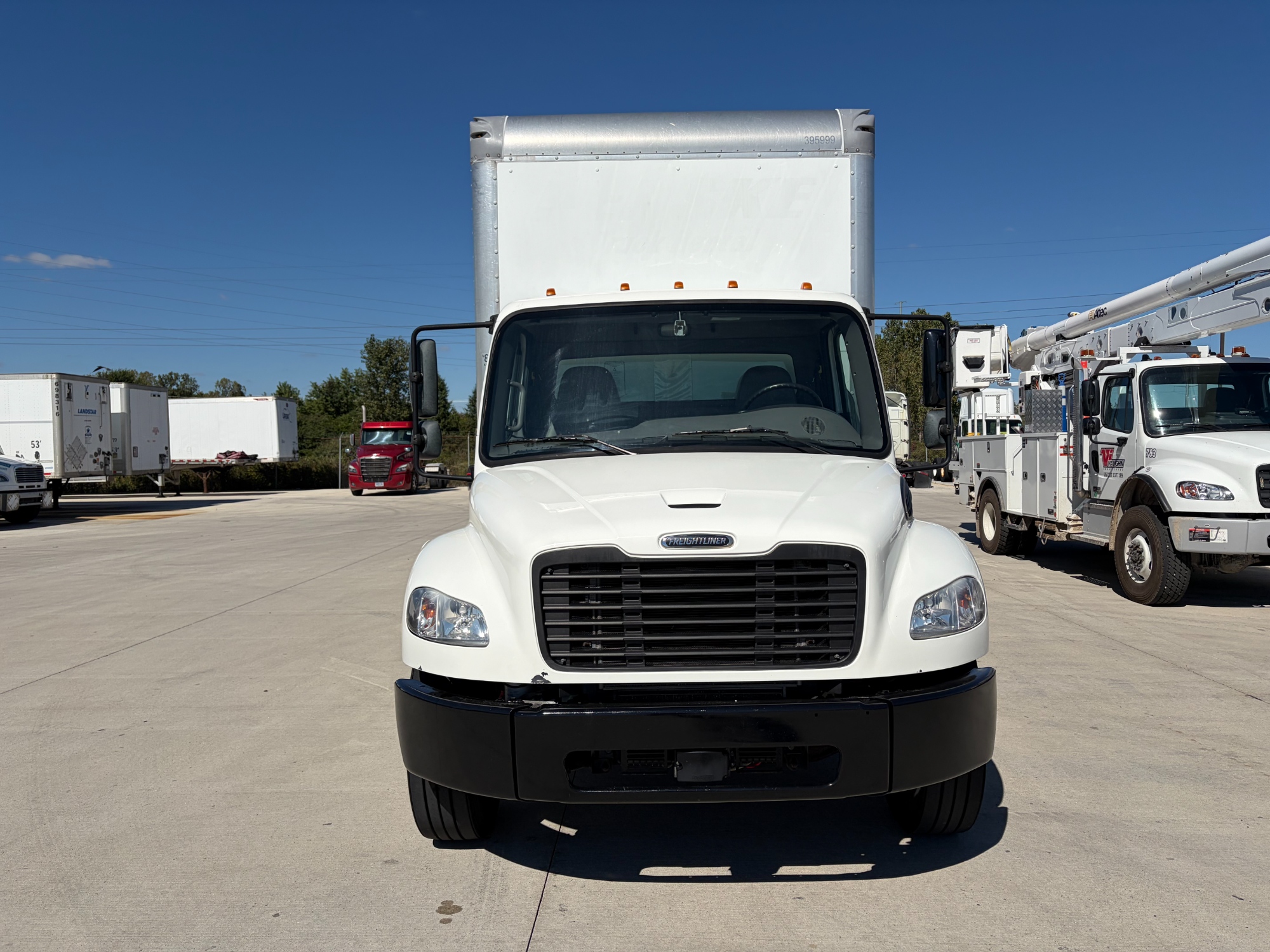 2022 Freightliner M2 106 2022 Freightliner M2 106 - image 2 of 6
