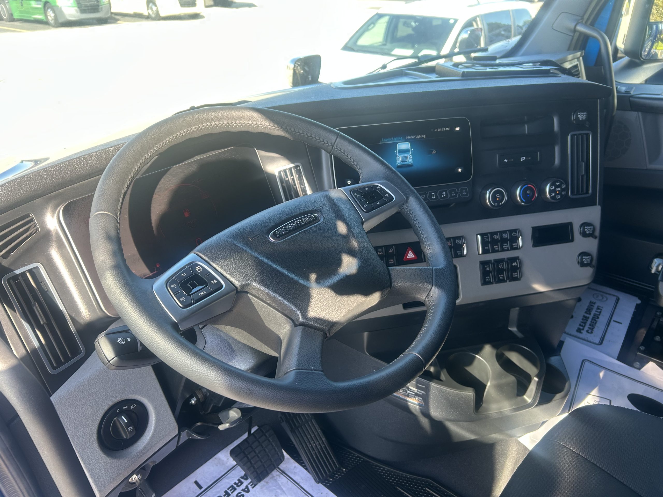 2027 Freightliner PJ126SLP 2027 Freightliner PJ126SLP - image 6 of 6