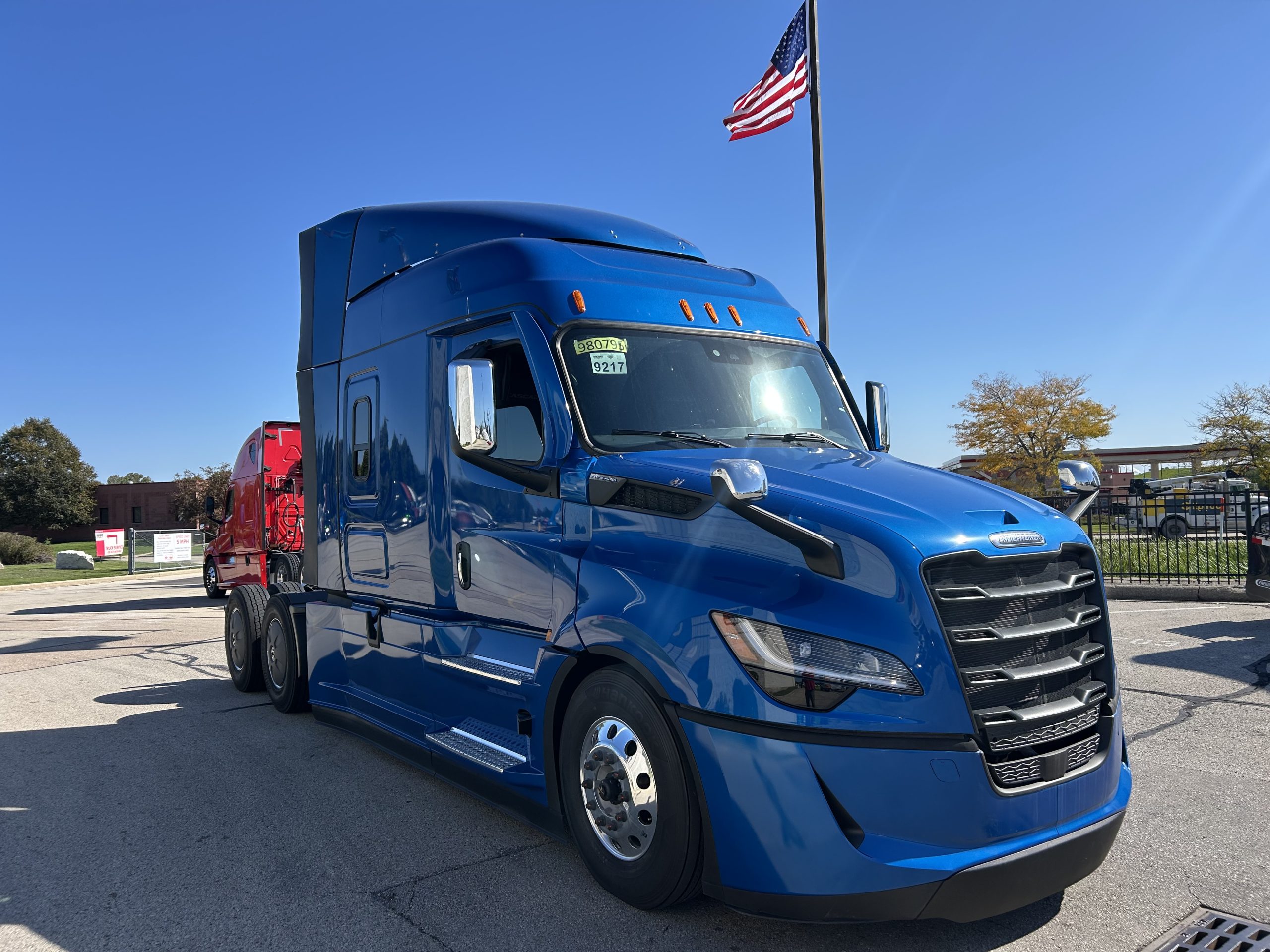 2027 Freightliner PJ126SLP 2027 Freightliner PJ126SLP - image 3 of 6