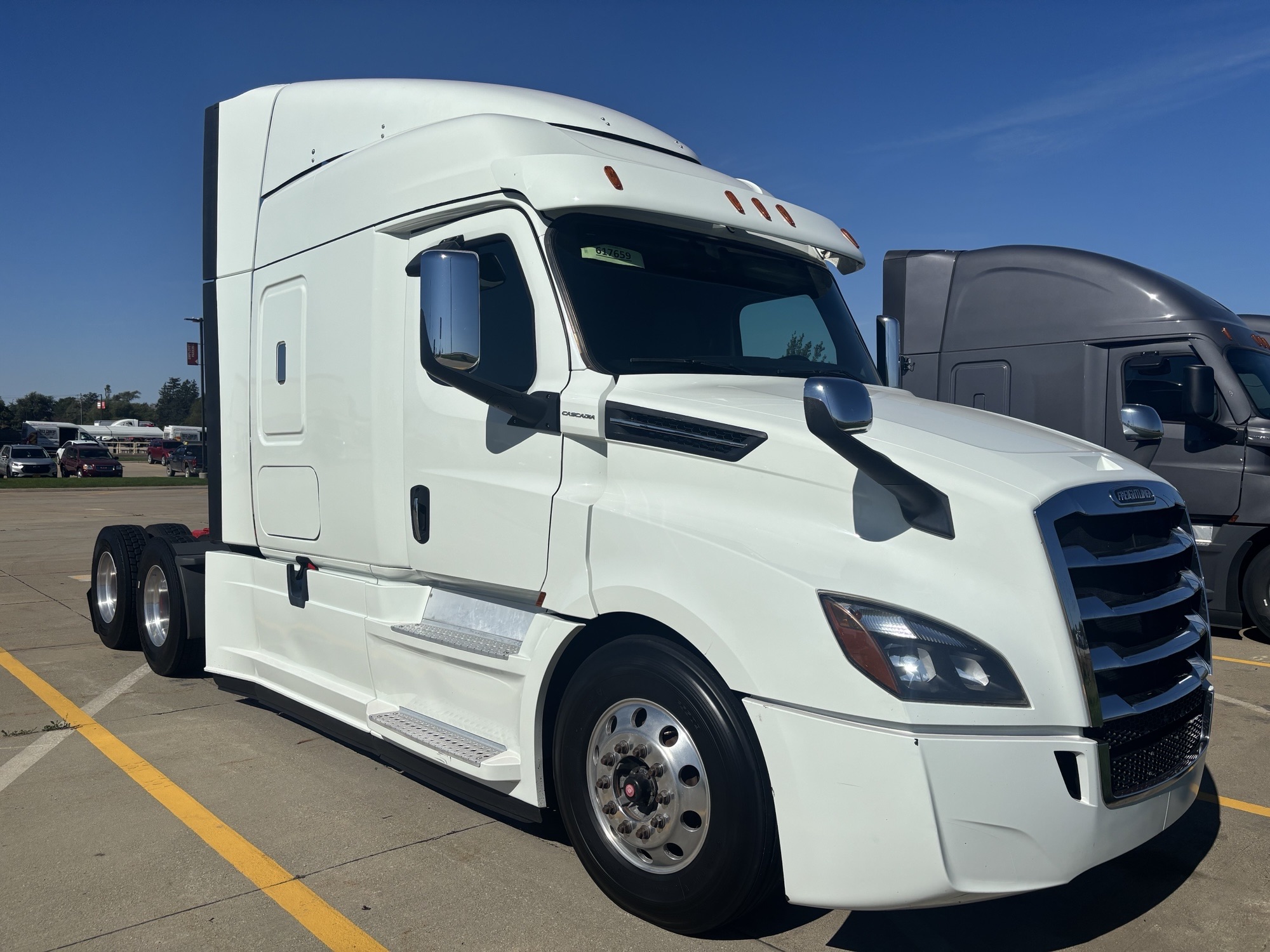 2020 Freightliner PT126SLP 2020 Freightliner PT126SLP - image 3 of 6